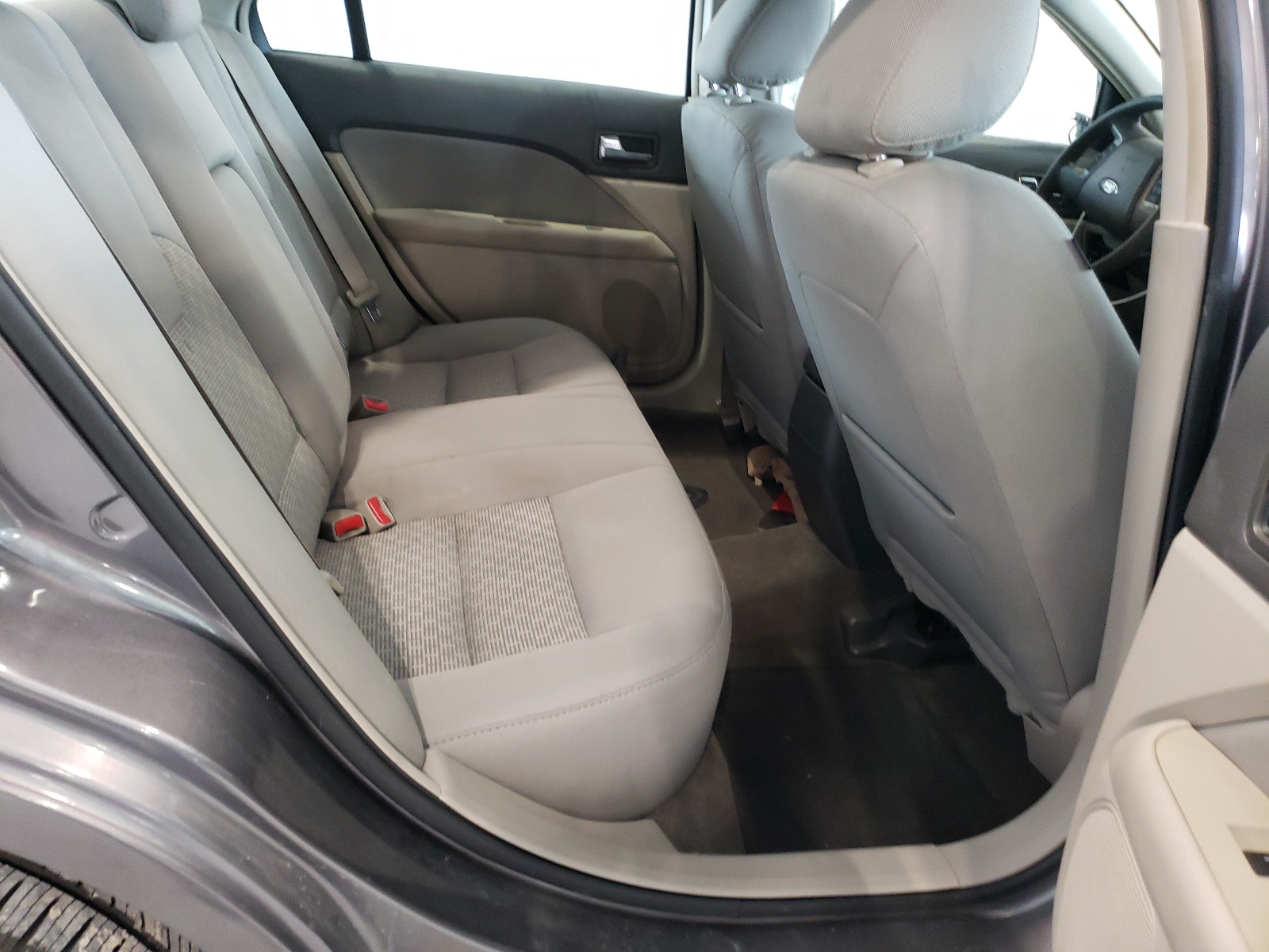 Photo 6 from auction – 2011 FORD FUSION SE with VIN 3FAHP0HA3BR234346