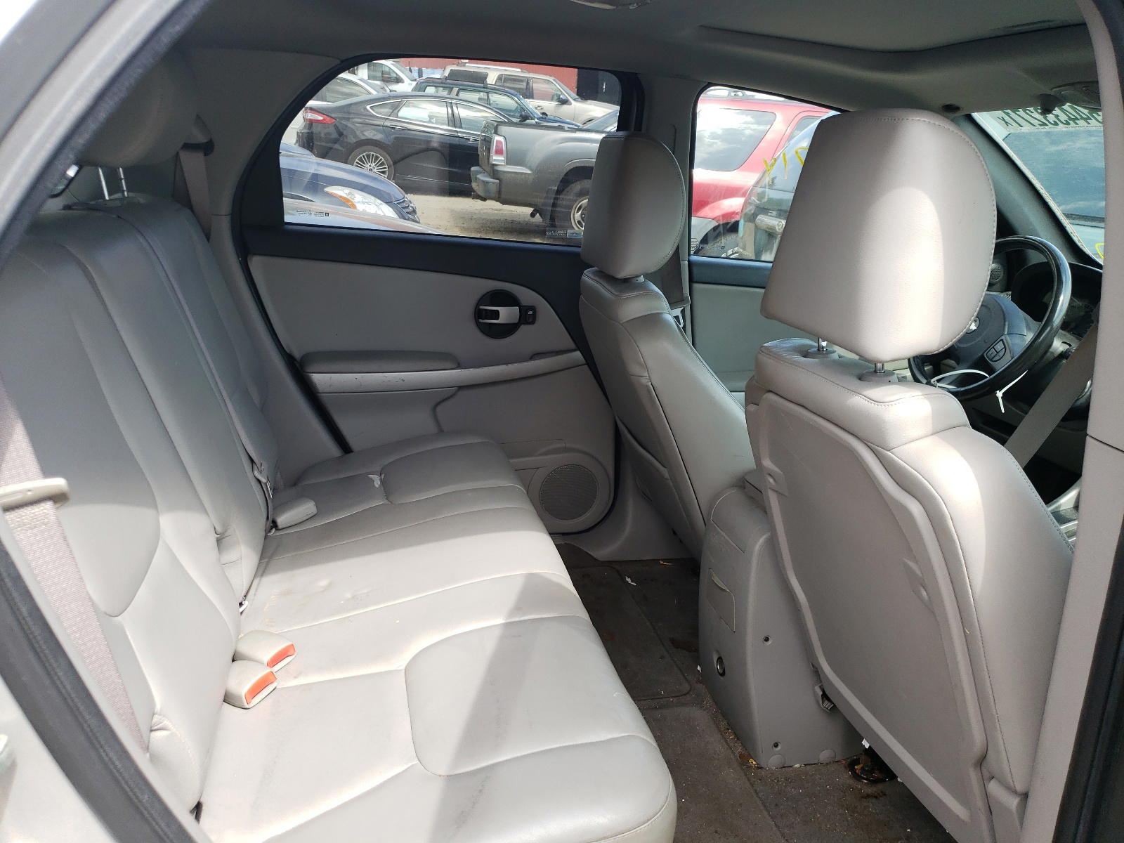 Photo 6 from auction – 2005 CHEVROLET EQUINOX with VIN 2CNDL63F156128575