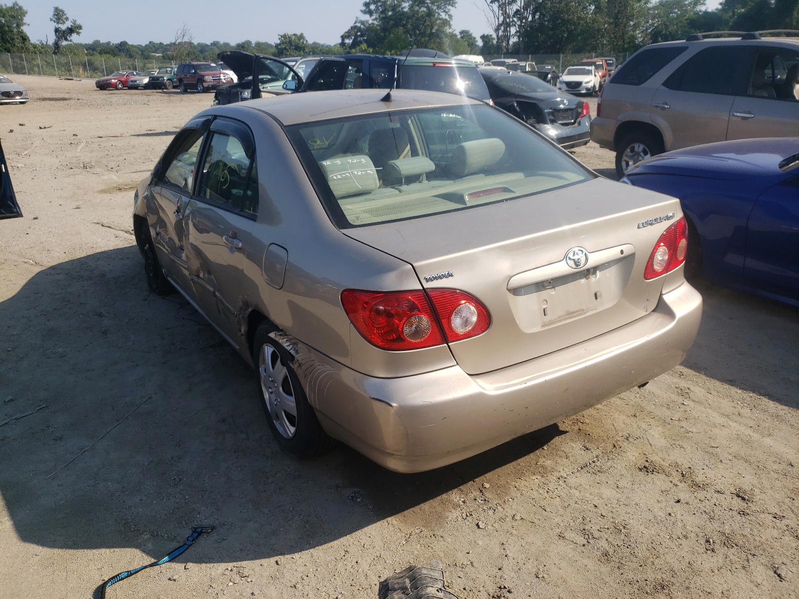 Photo 3 from auction – 2005 TOYOTA COROLLA CE with VIN 2T1BR30E05C463880