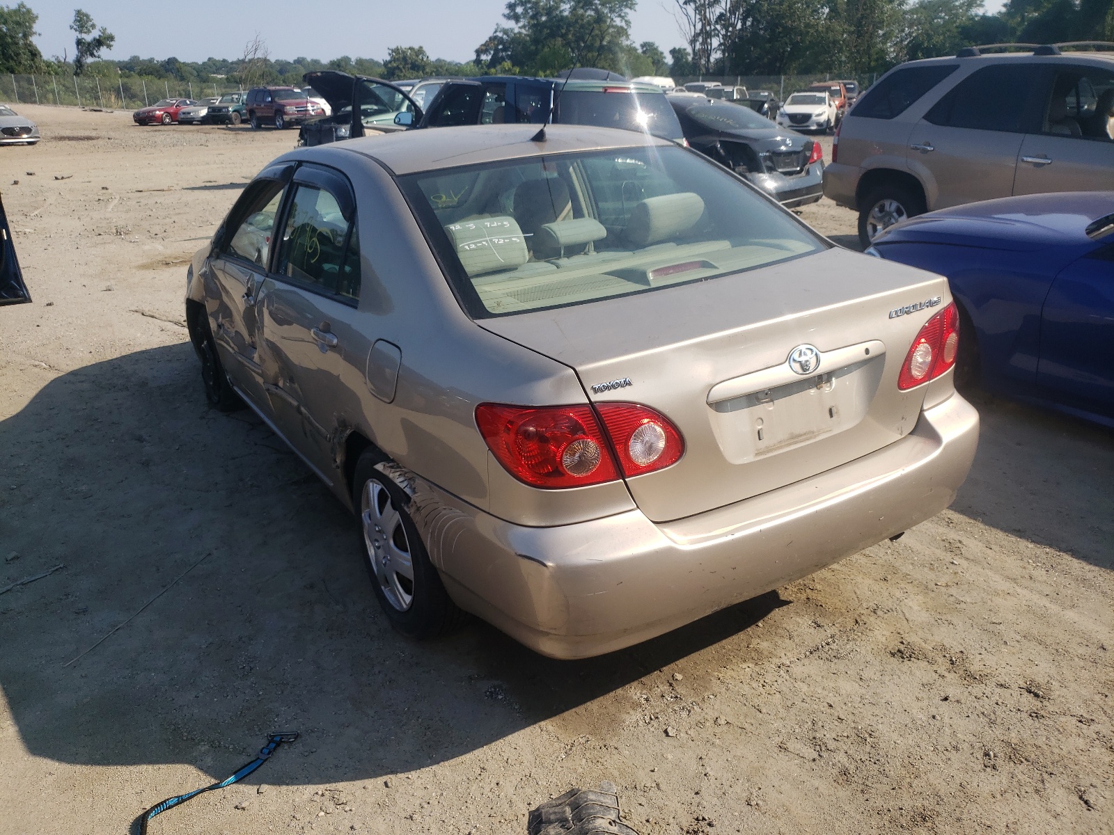 Foto 3 de la subasta – 2005 TOYOTA COROLLA CE con VIN 2T1BR30E05C463880
