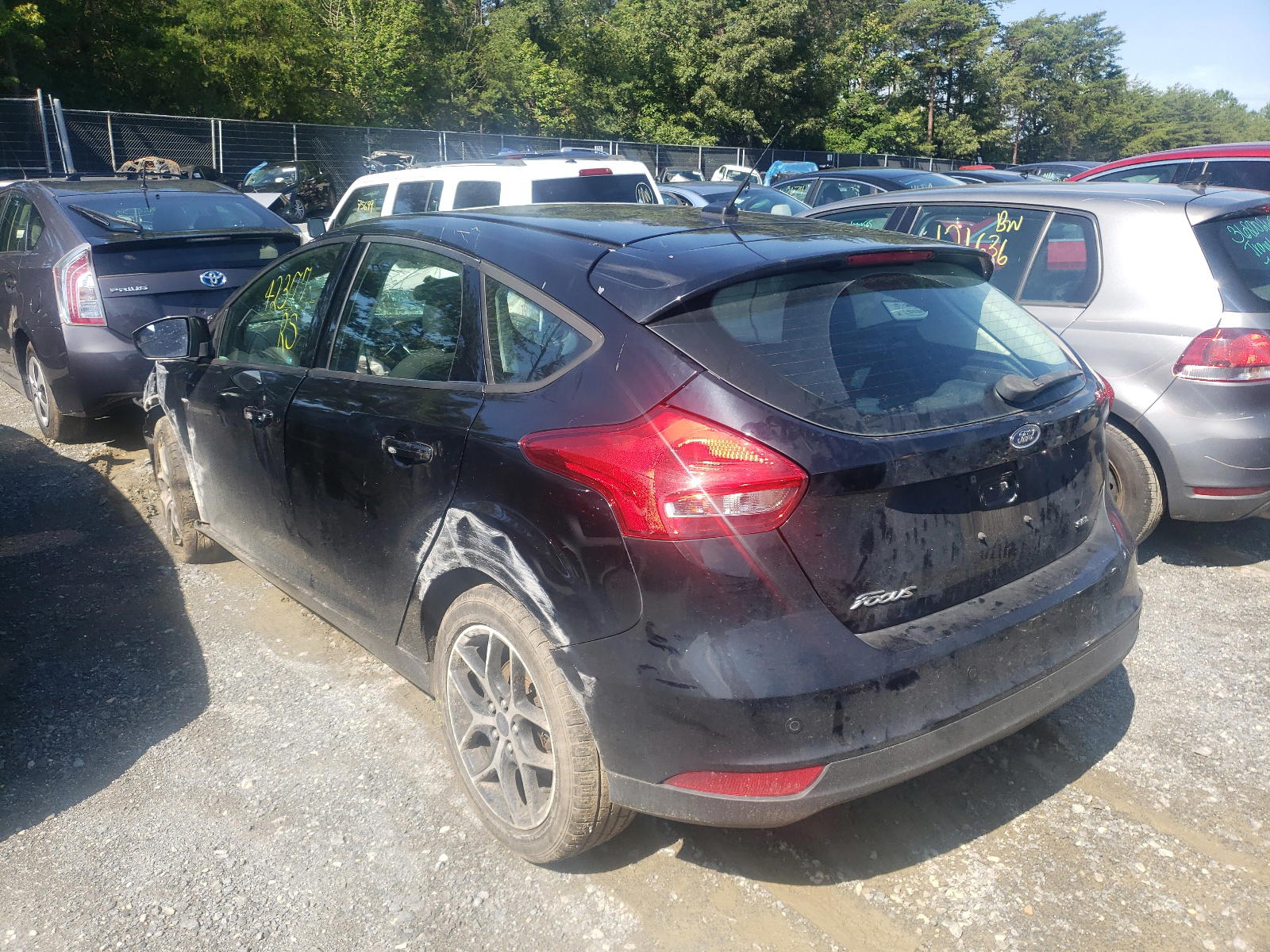 Photo 3 from auction – 2017 FORD FOCUS SEL with VIN 1FADP3M24HL201006