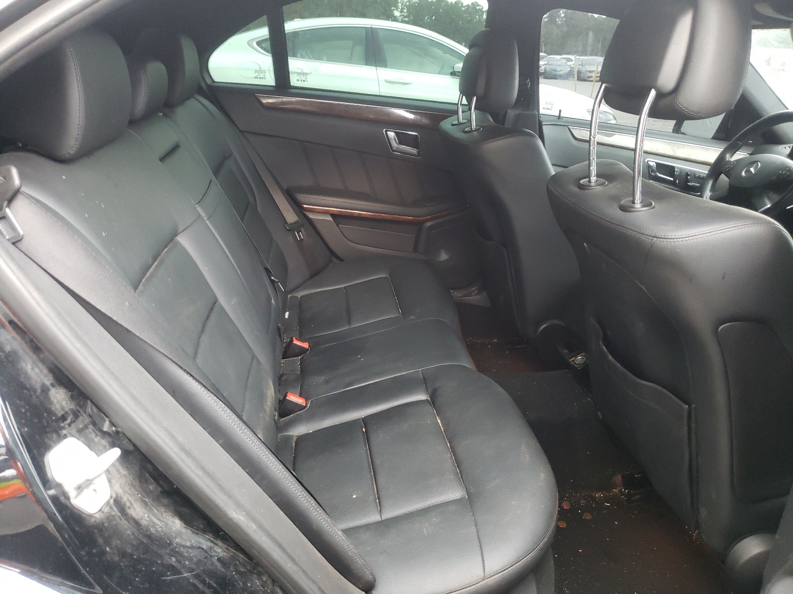 Photo 6 from auction – 2011 MERCEDES-BENZ E 350 4MAT with VIN WDDHF8HB9BA412698