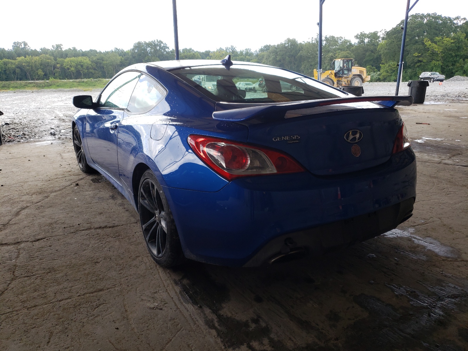 Photo 3 from auction – 2011 HYUNDAI GENESIS CO with VIN KMHHU6KH1BU057537