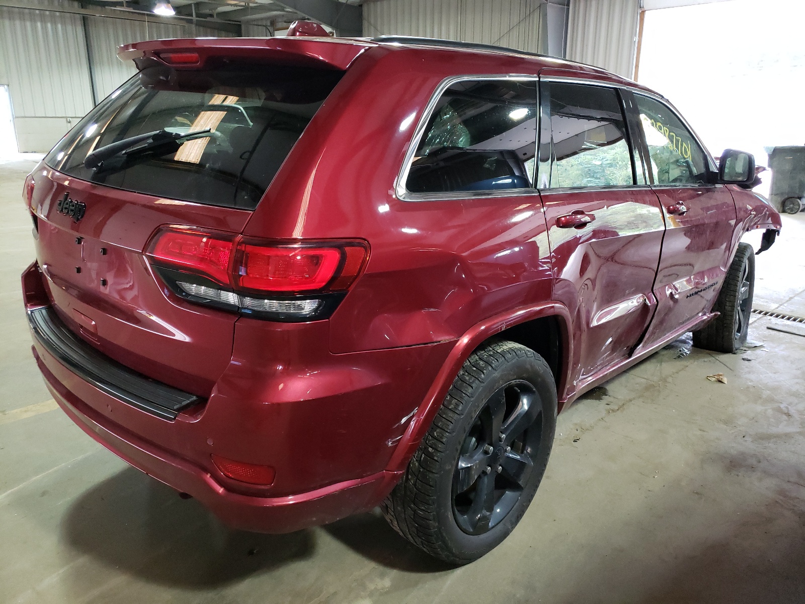 Photo 4 from auction – 2015 JEEP GRAND CHER with VIN 1C4RJFAG2FC122594