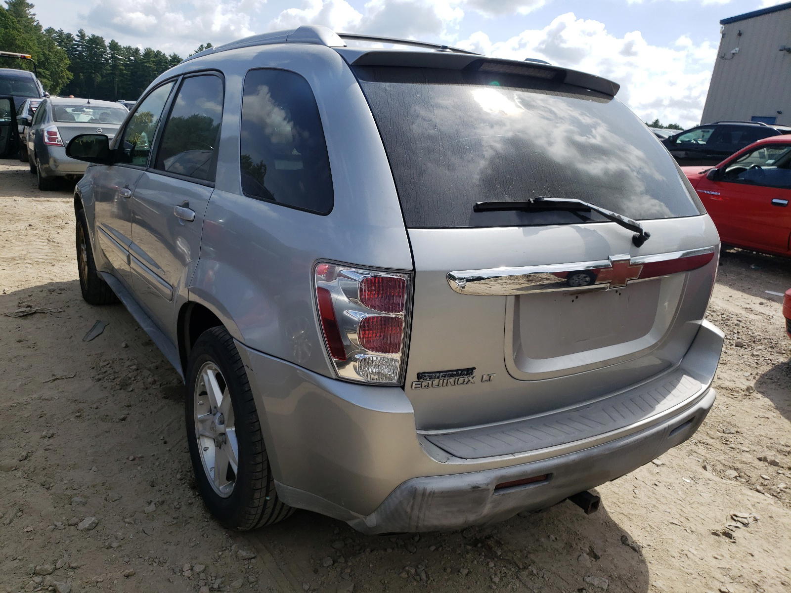 Photo 3 from auction – 2005 CHEVROLET EQUINOX with VIN 2CNDL63F156128575