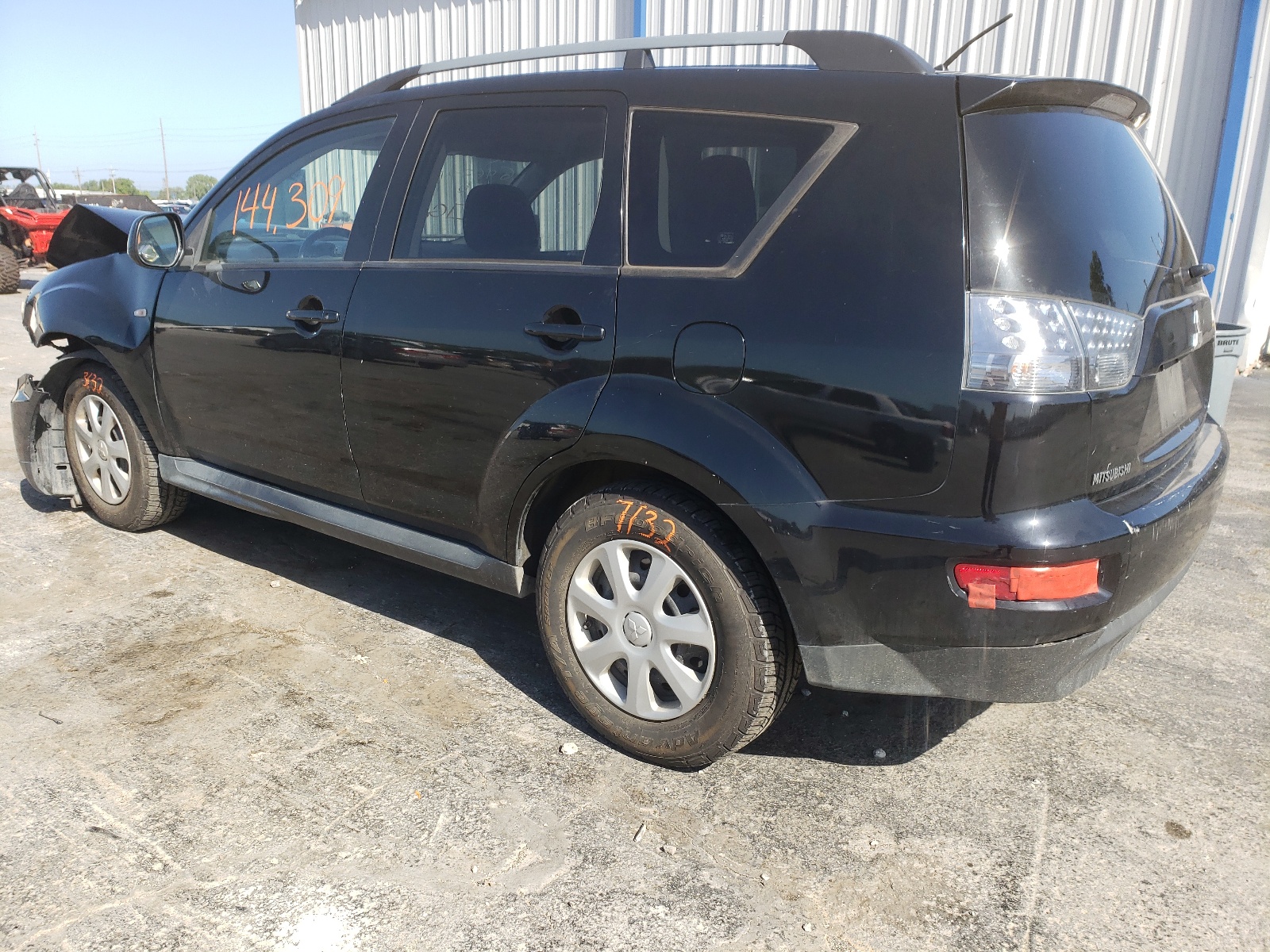 Photo 3 from auction – 2012 MITSUBISHI OUTLANDER with VIN JA4AS2AW1CU001582
