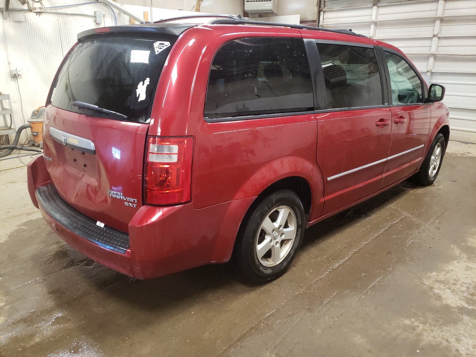Photo 4 from auction – 2009 DODGE GRAND CARA with VIN 2D8HN541X9R671636