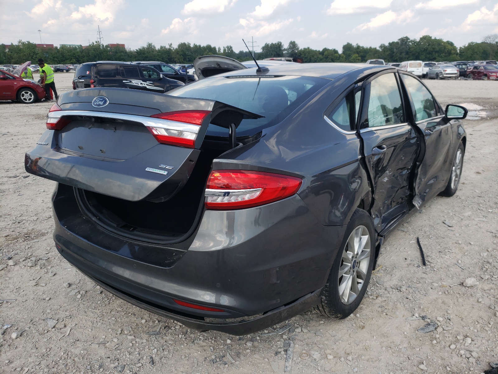 Photo 17 from auction – 2017 FORD FUSION SE with VIN 3FA6P0HD7HR320186