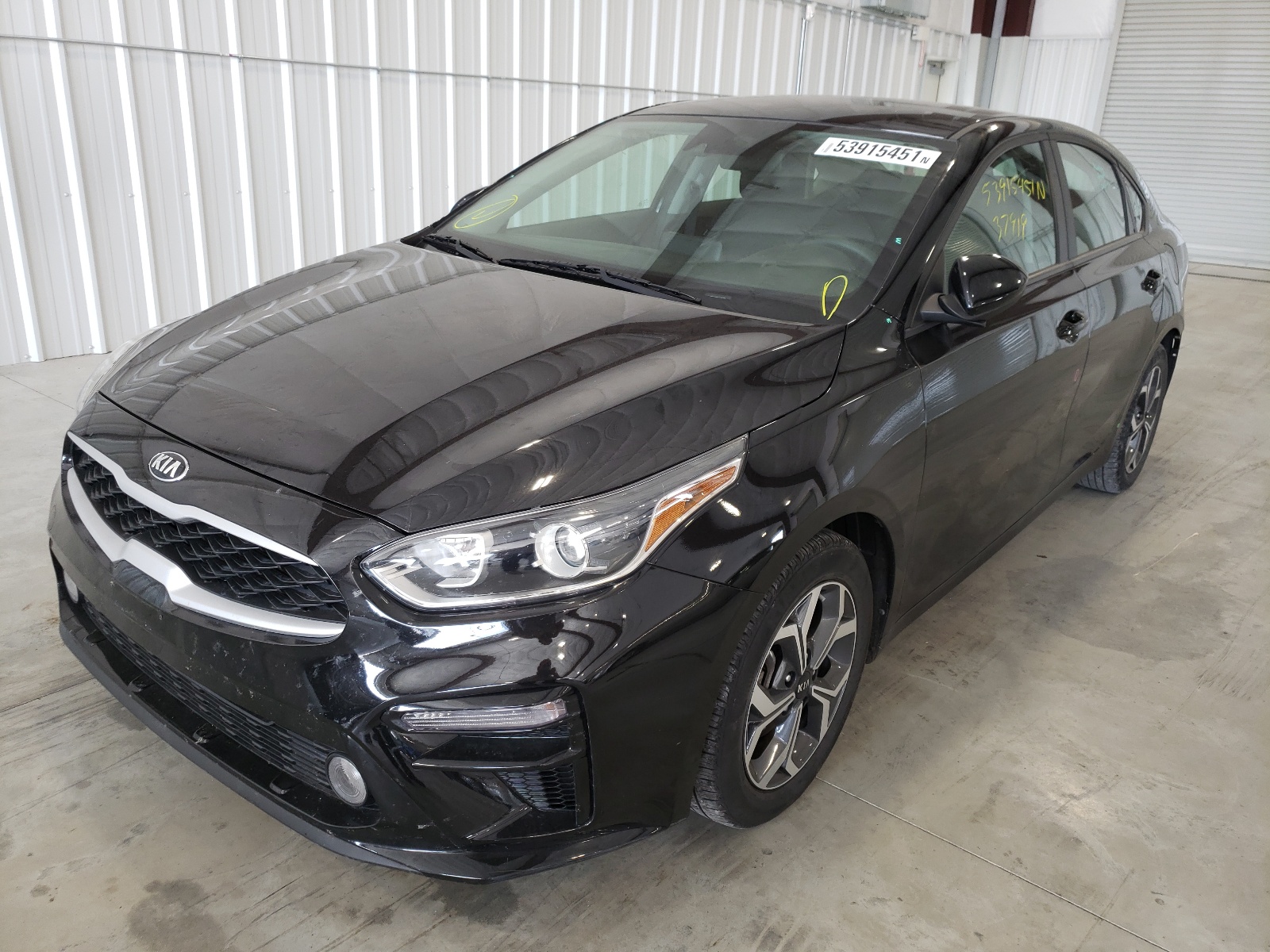 Photo 2 from auction – 2019 KIA FORTE FE with VIN 3KPF24AD6KE071789