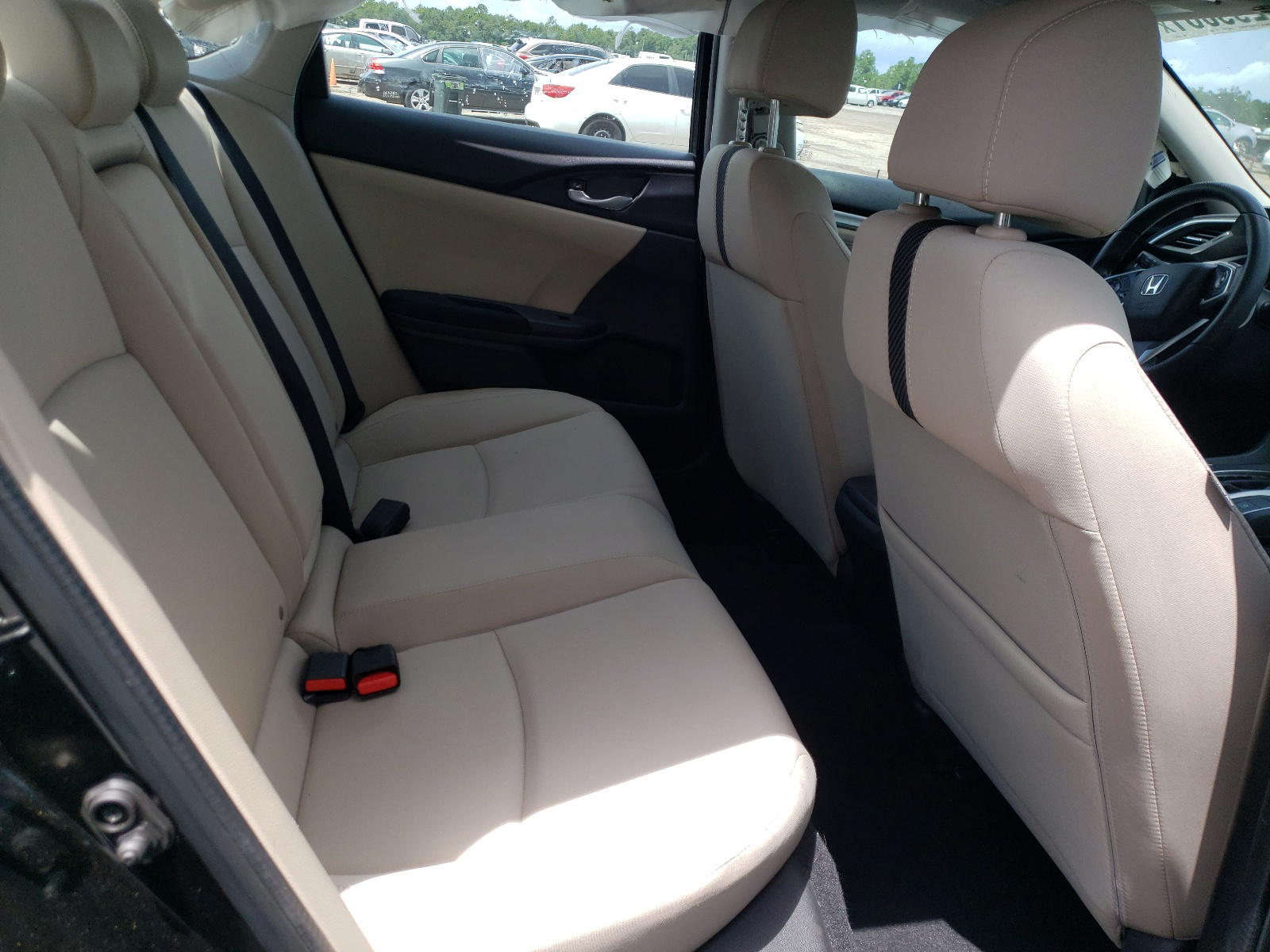 Photo 6 from auction – 2016 HONDA CIVIC EX with VIN 2HGFC2F78GH535022