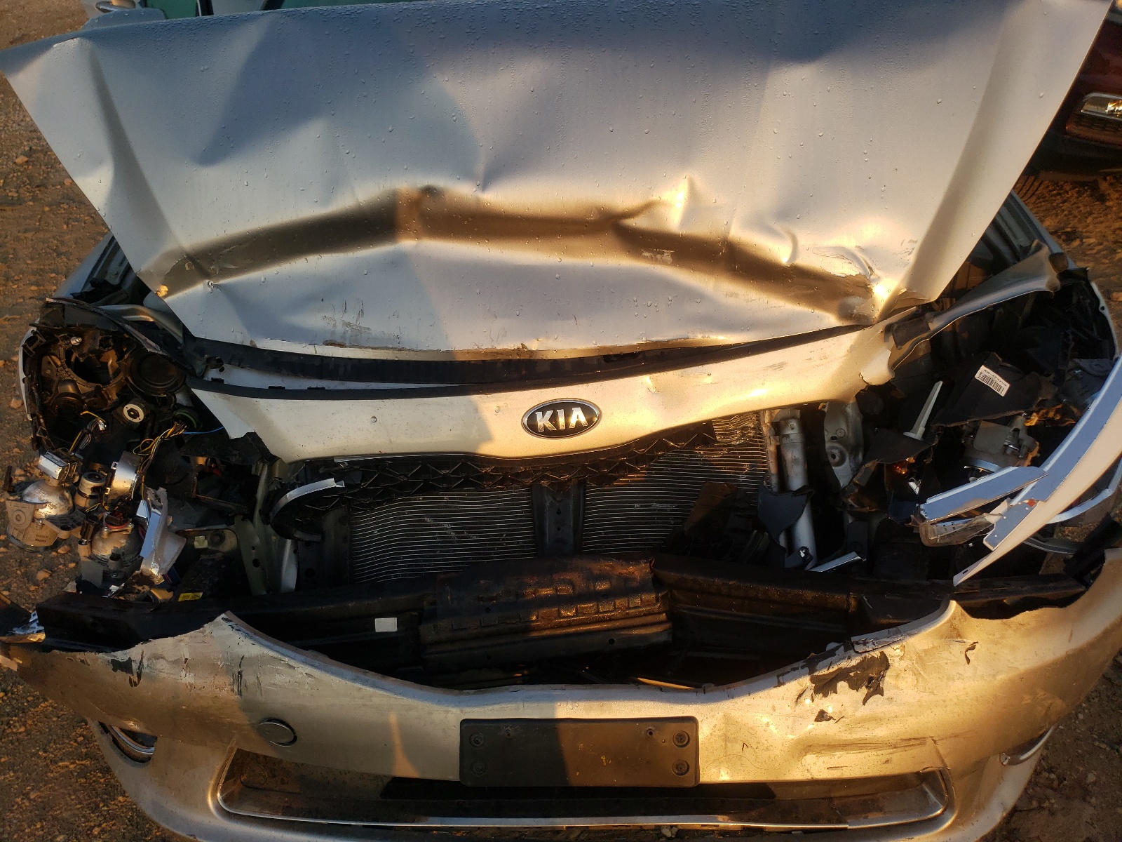 Photo 7 from auction – 2014 KIA CADENZA PR with VIN KNALN4D75E5127623