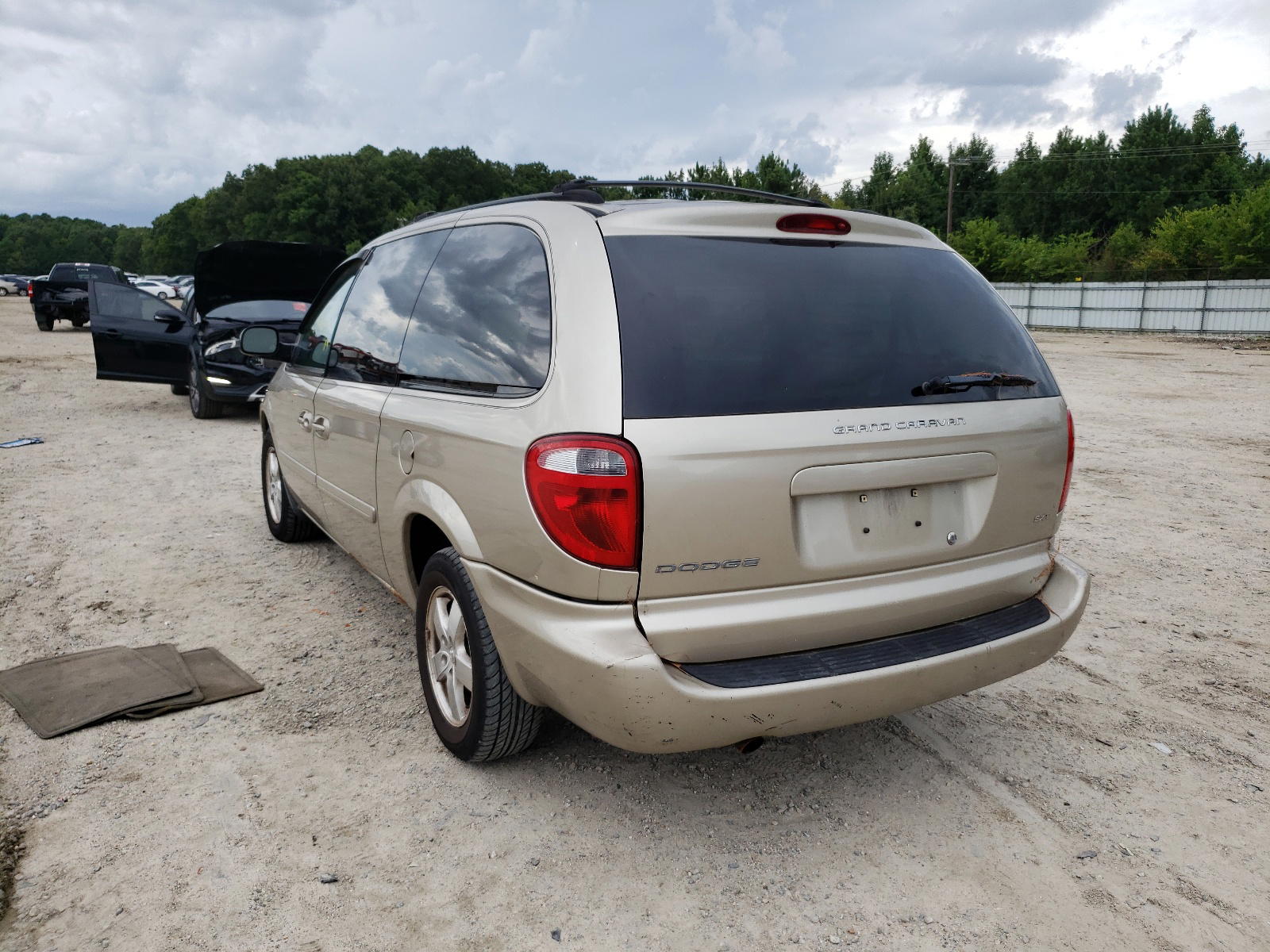 Photo 3 from auction – 2006 DODGE CALIBER with VIN 2D4GP44L36R802629