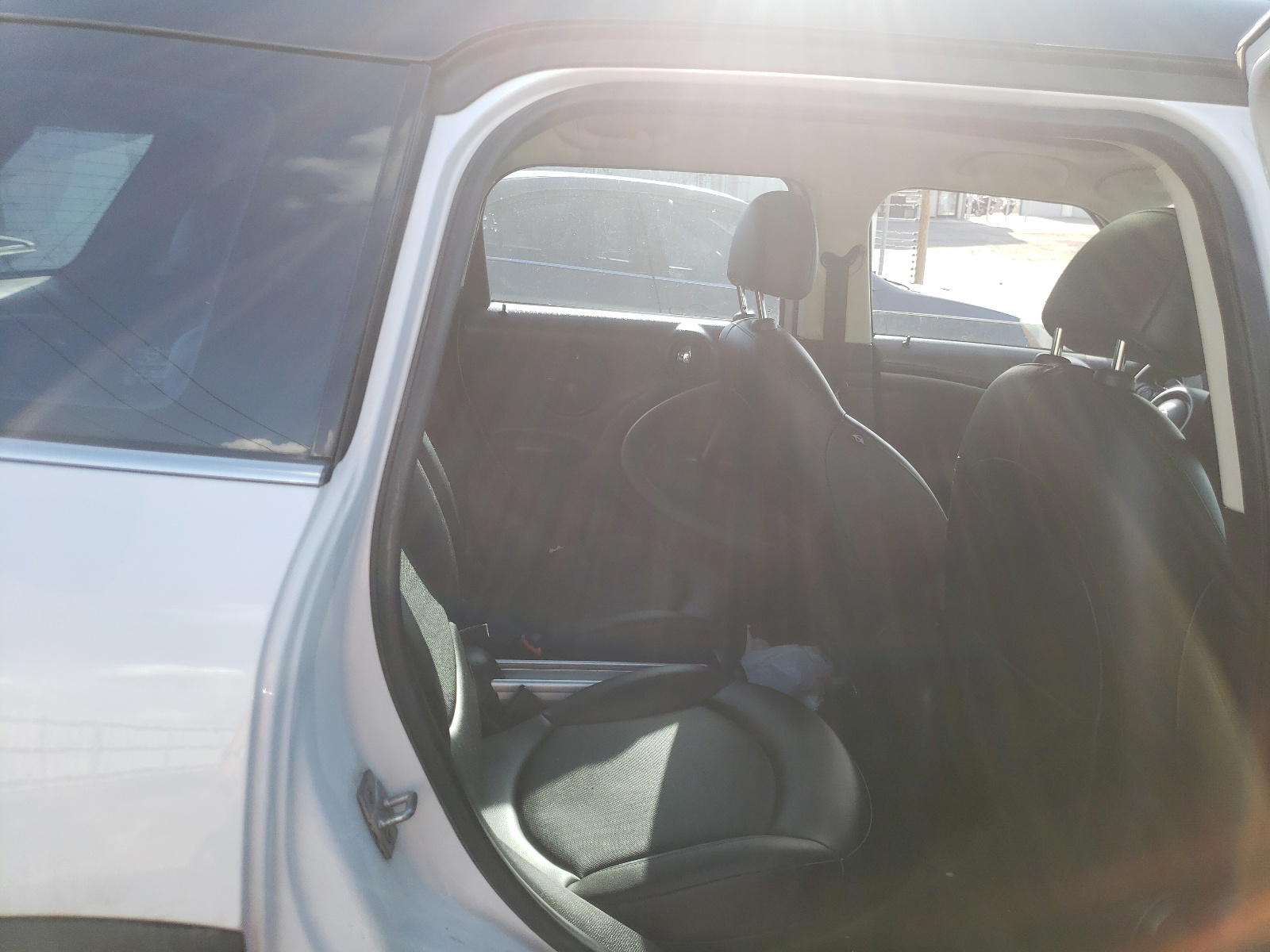 Photo 6 from auction – 2011 MINI COOPER S C with VIN WMWZC3C5XBWL80663