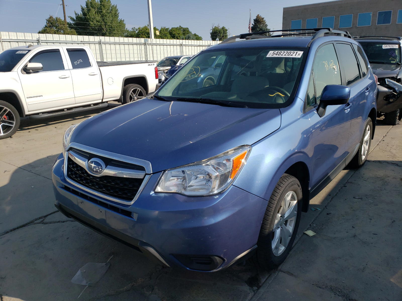 Photo 2 from auction – 2015 SUBARU FORESTER 2 with VIN JF2SJADCXFH568994