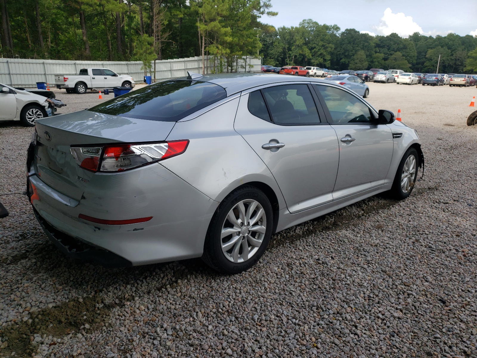 Photo 4 from auction – 2015 KIA OPTIMA EX with VIN 5XXGN4A75FG399935