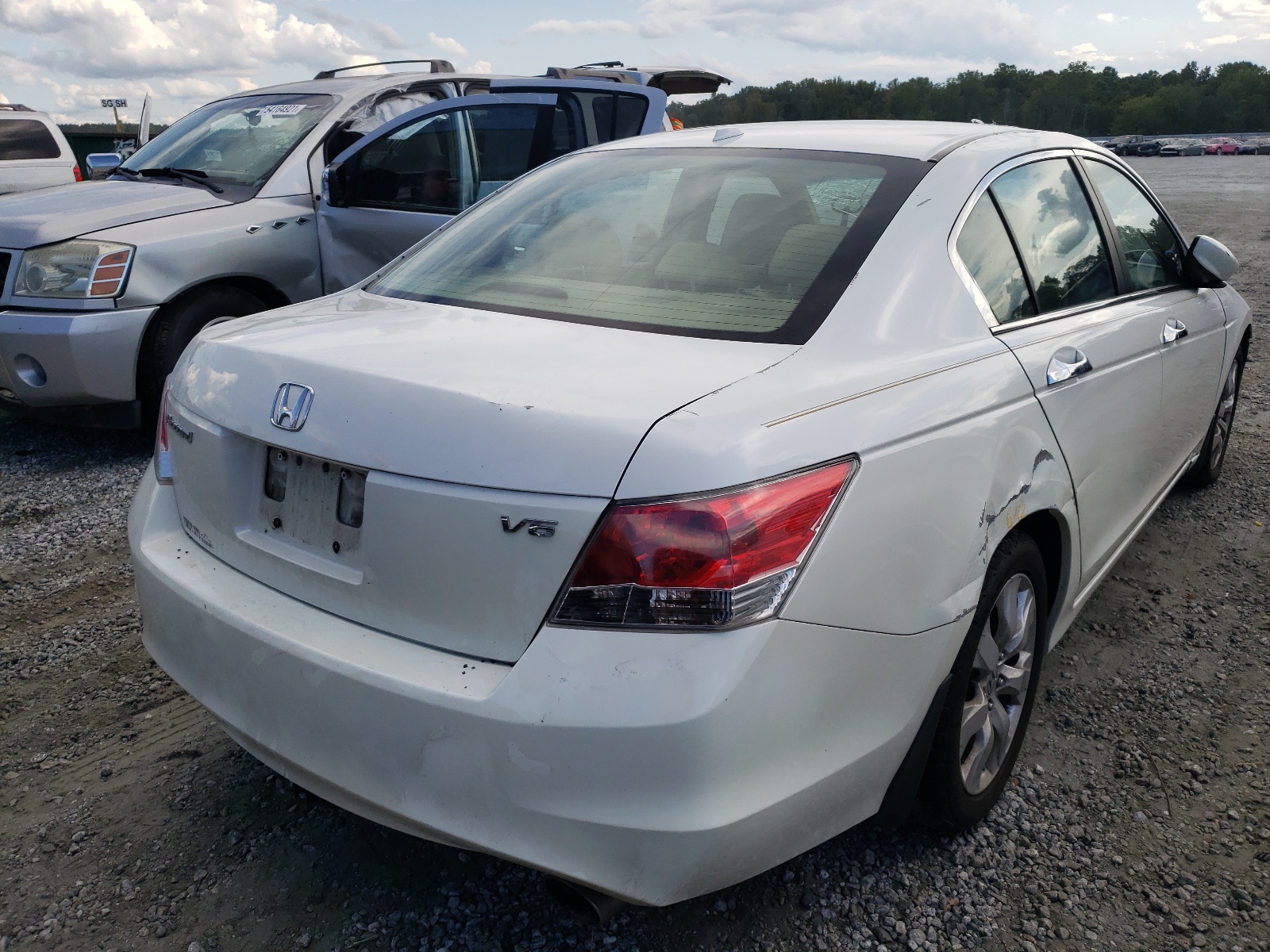Photo 4 from auction – 2010 HONDA ACCORD EXL with VIN 5KBCP3F85AB004945