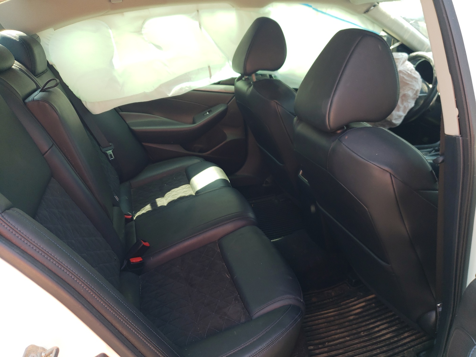 Zdjęcie 6 z aukcji – 2017 NISSAN MAXIMA 3.5 z VIN 1N4AA6AP3HC414583