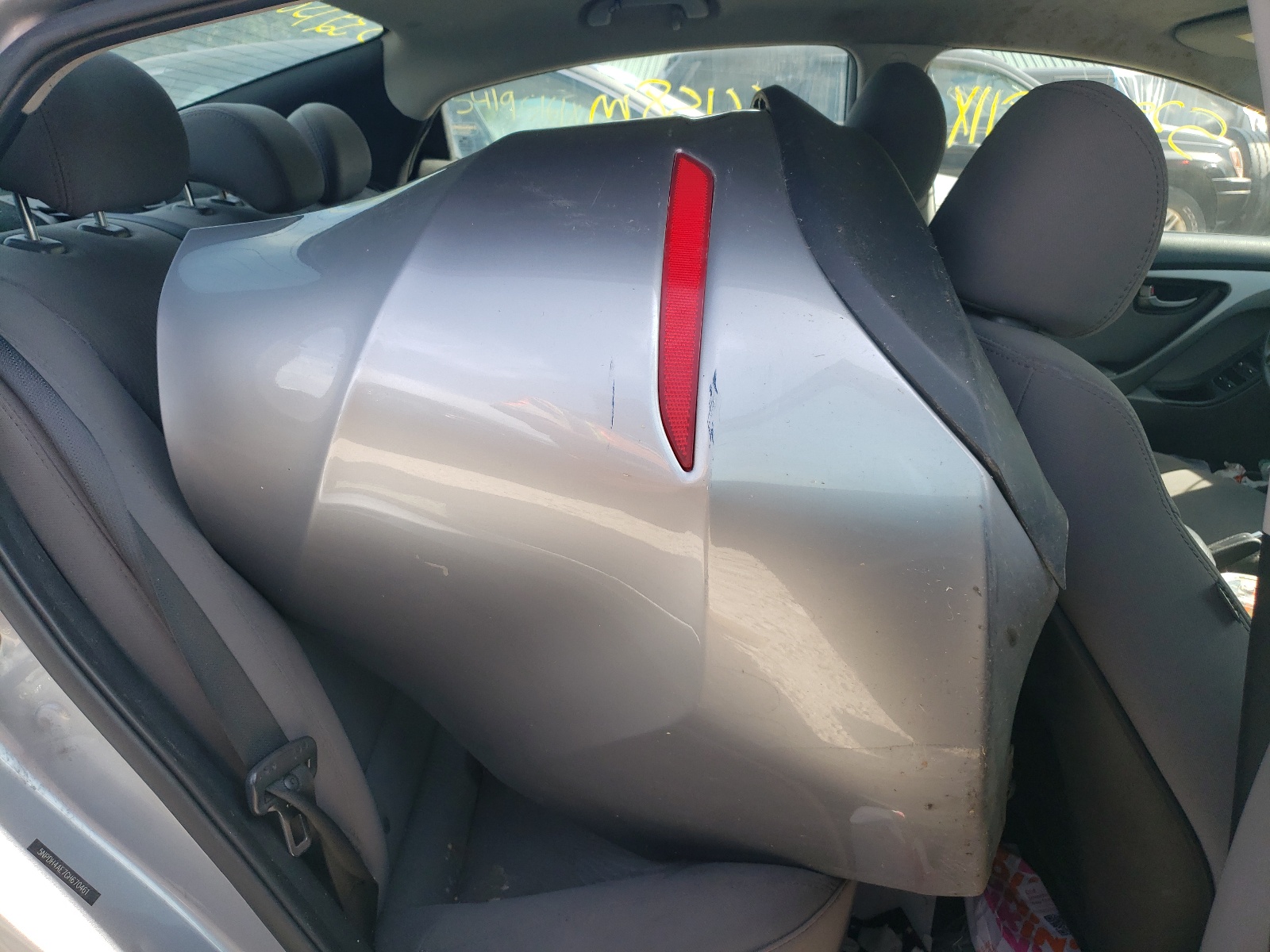 Photo 6 from auction – 2016 HYUNDAI ELANTRA SE with VIN 5NPDH4AE7GH670461