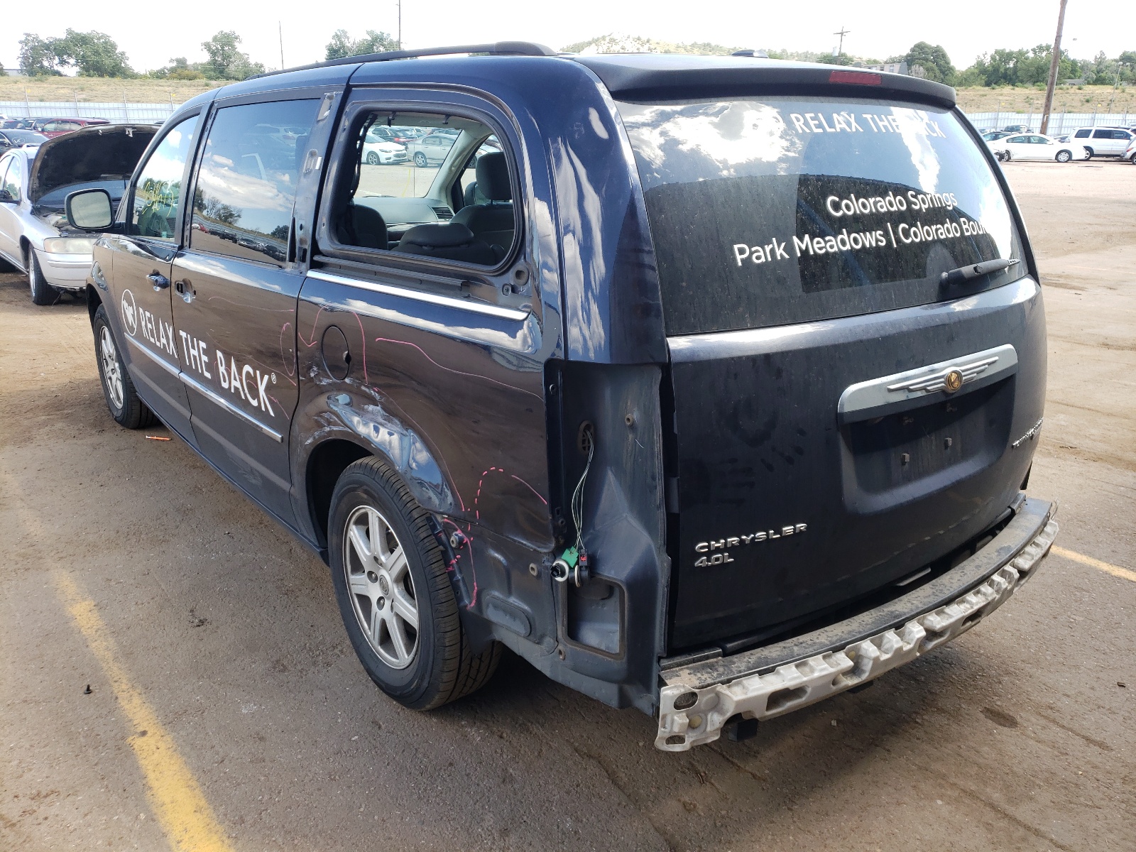 Photo 3 from auction – 2010 CHRYSLER TOWN & COU with VIN 2A4RR5DX0AR141024
