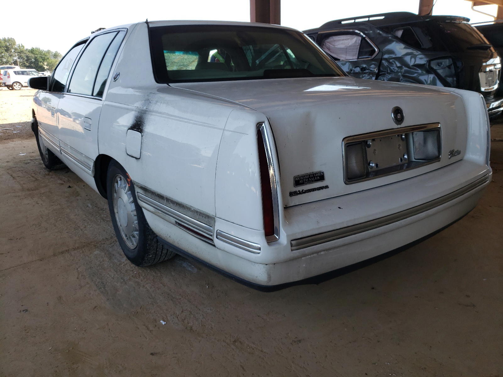 Photo 3 from auction – 1998 CADILLAC DEVILLE with VIN 1G6KD54Y8WU756397