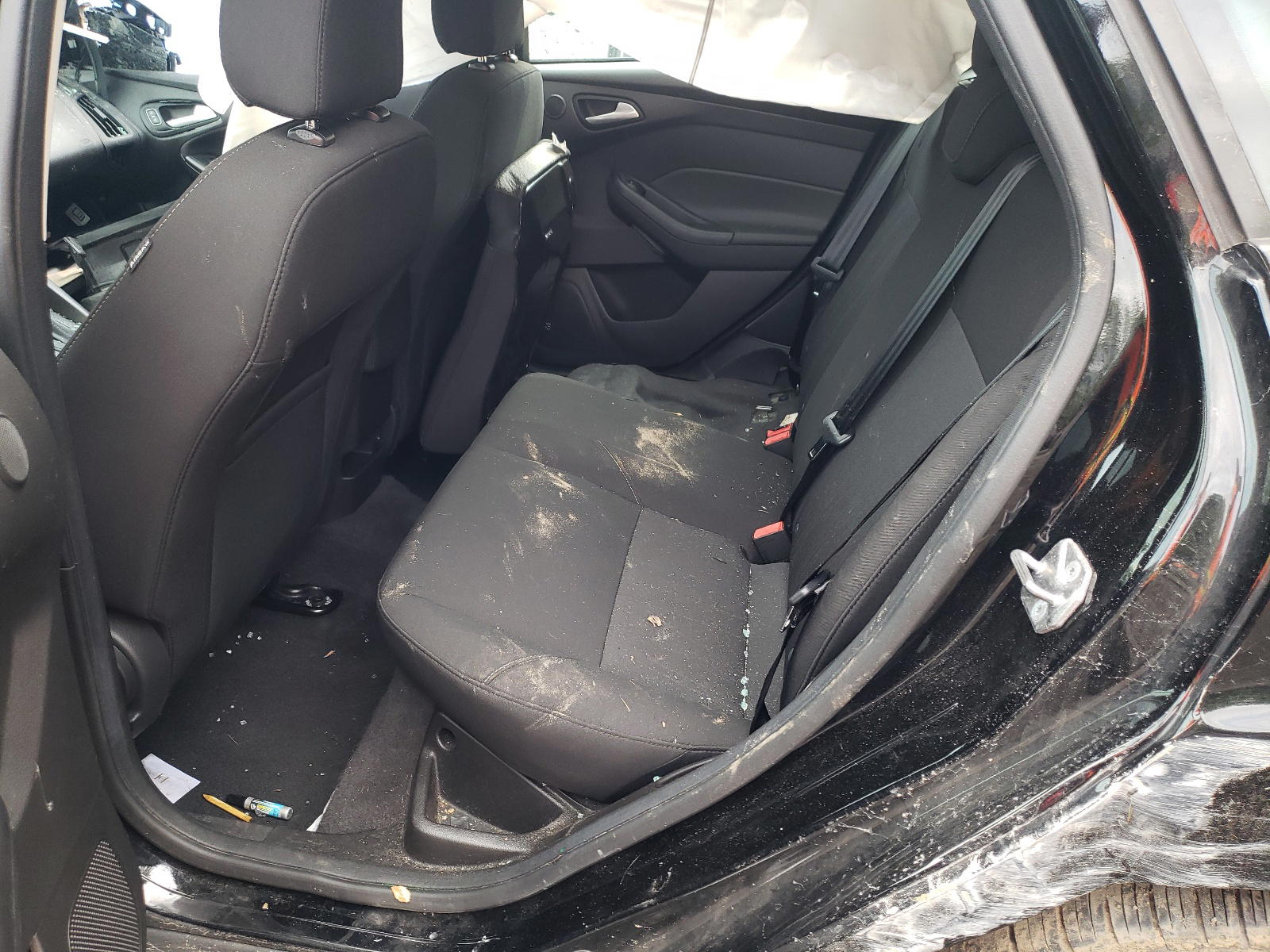 Photo 6 from auction – 2017 FORD FOCUS SEL with VIN 1FADP3M24HL201006