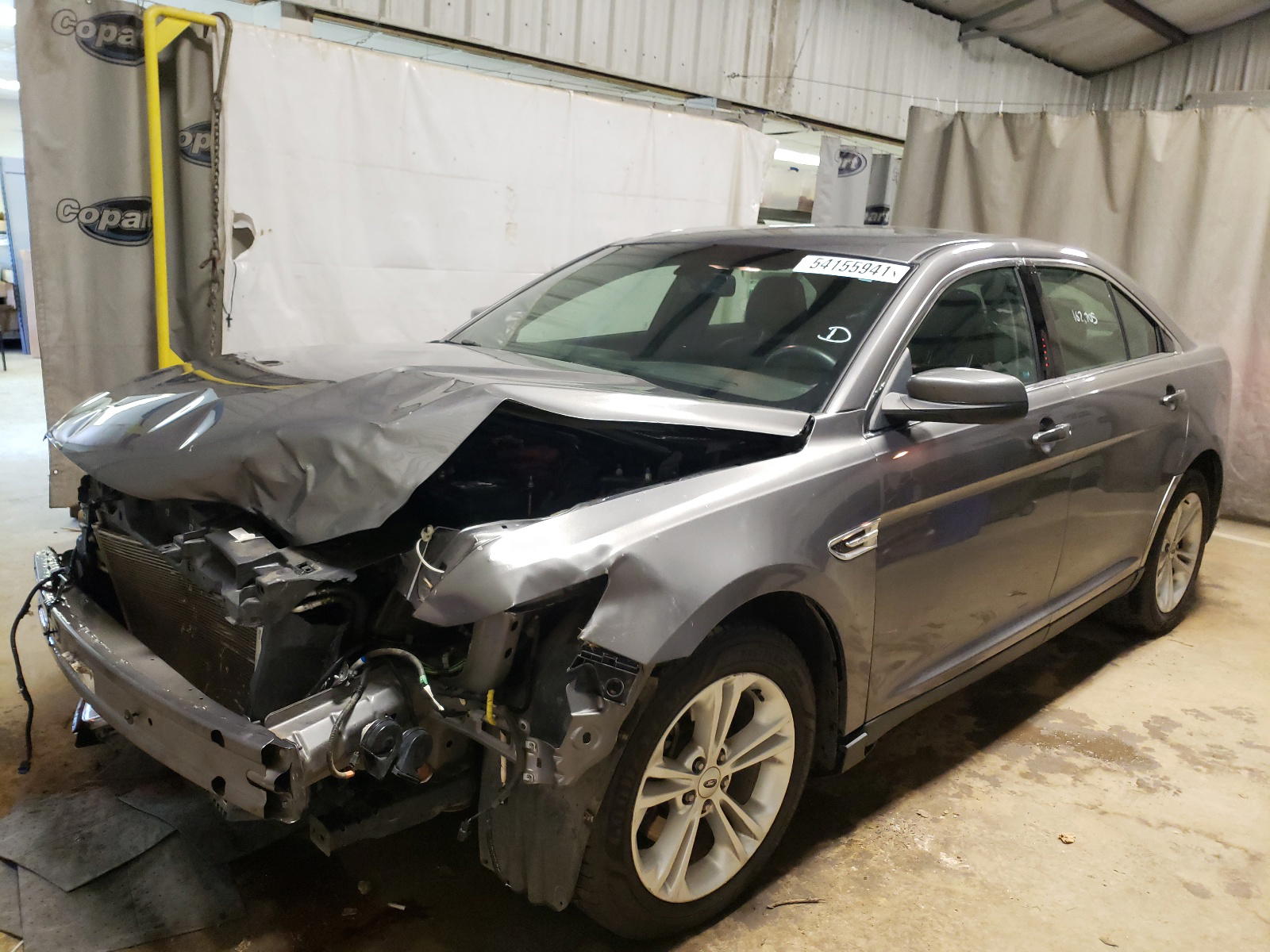 Photo 2 from auction – 2013 FORD TAURUS SEL with VIN 1FAHP2E81DG165910