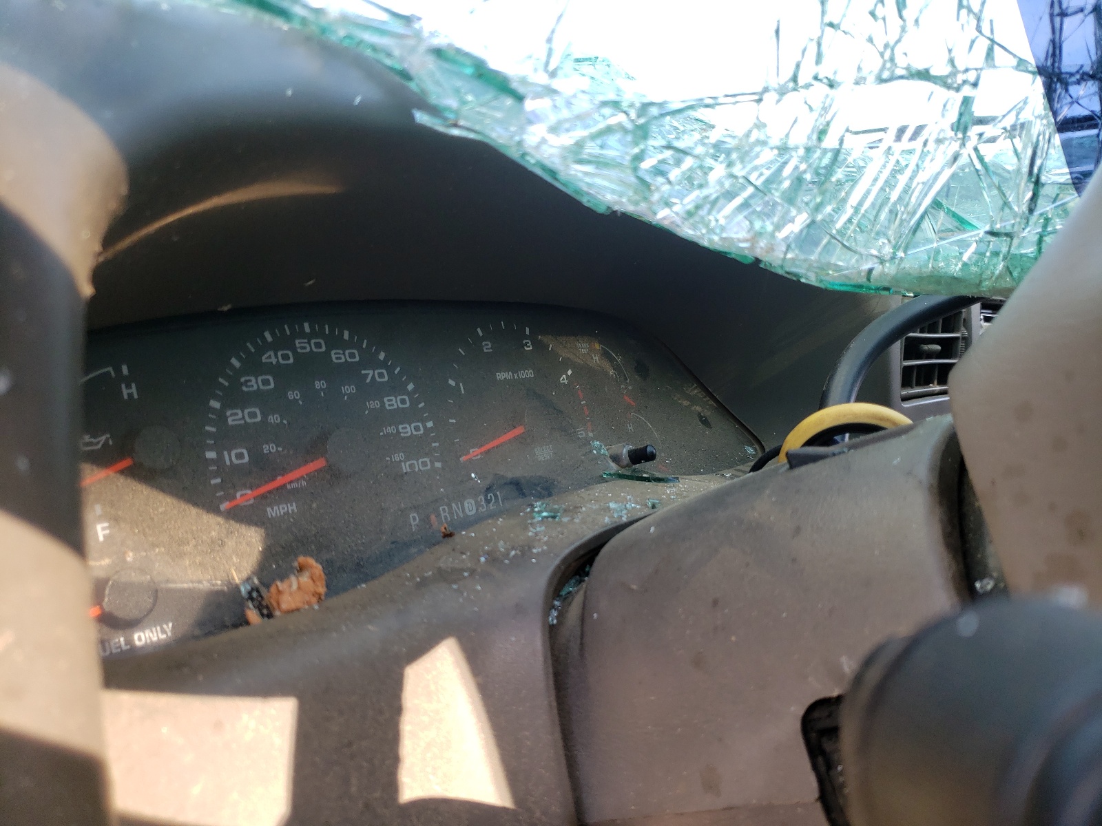 Photo 8 from auction – 2004 FORD F250 SUPER with VIN 1FTNW21P74EA81180