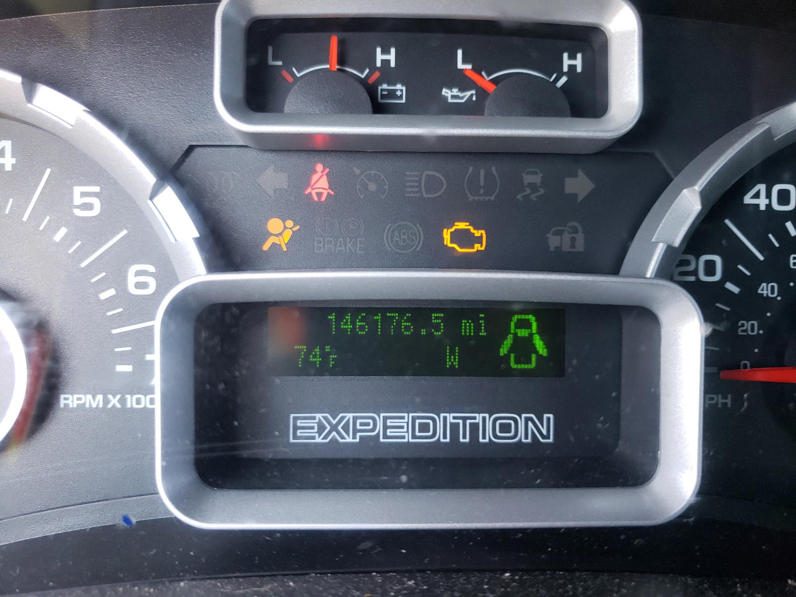 Photo 8 from auction – 2009 FORD EXPEDITION with VIN 1FMFU15569LA08233