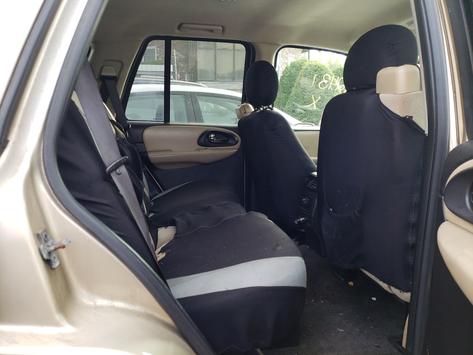 Photo 6 from auction – 2006 CHEVROLET TRAILBLAZE with VIN 1GNDT13S662122037