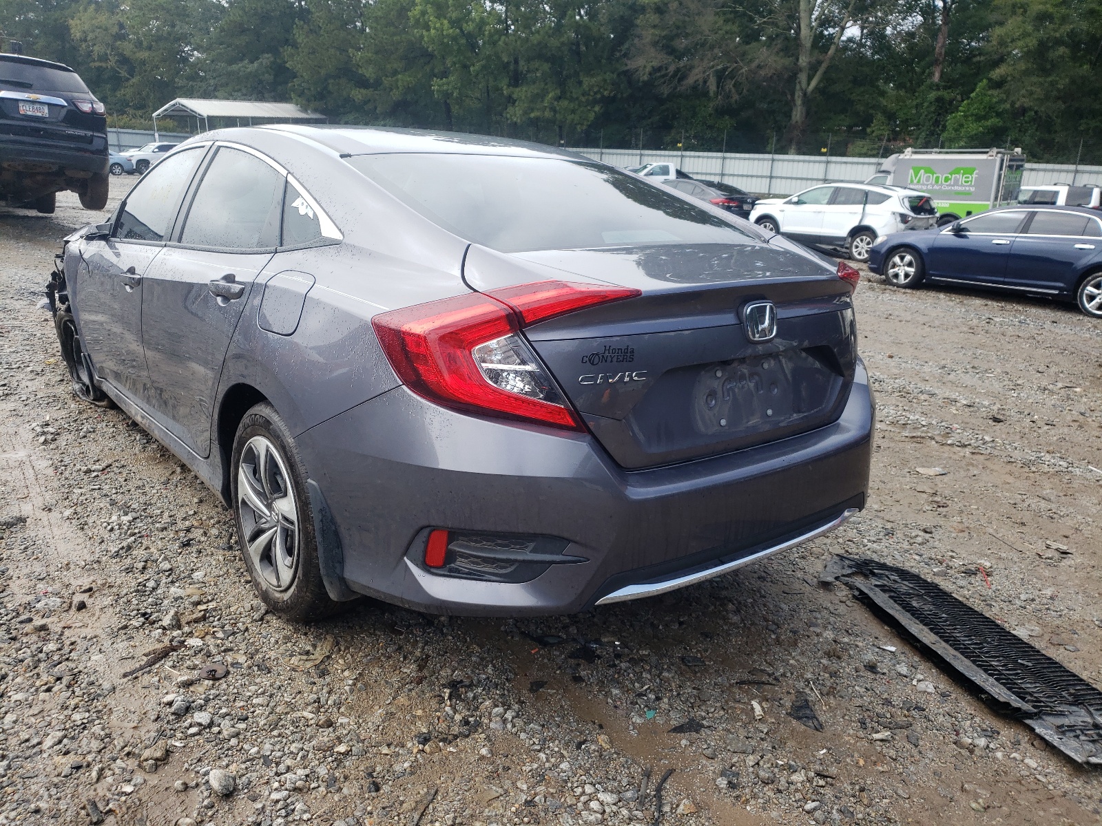 Photo 3 from auction – 2020 HONDA CIVIC LX with VIN 19XFC2F67LE015101