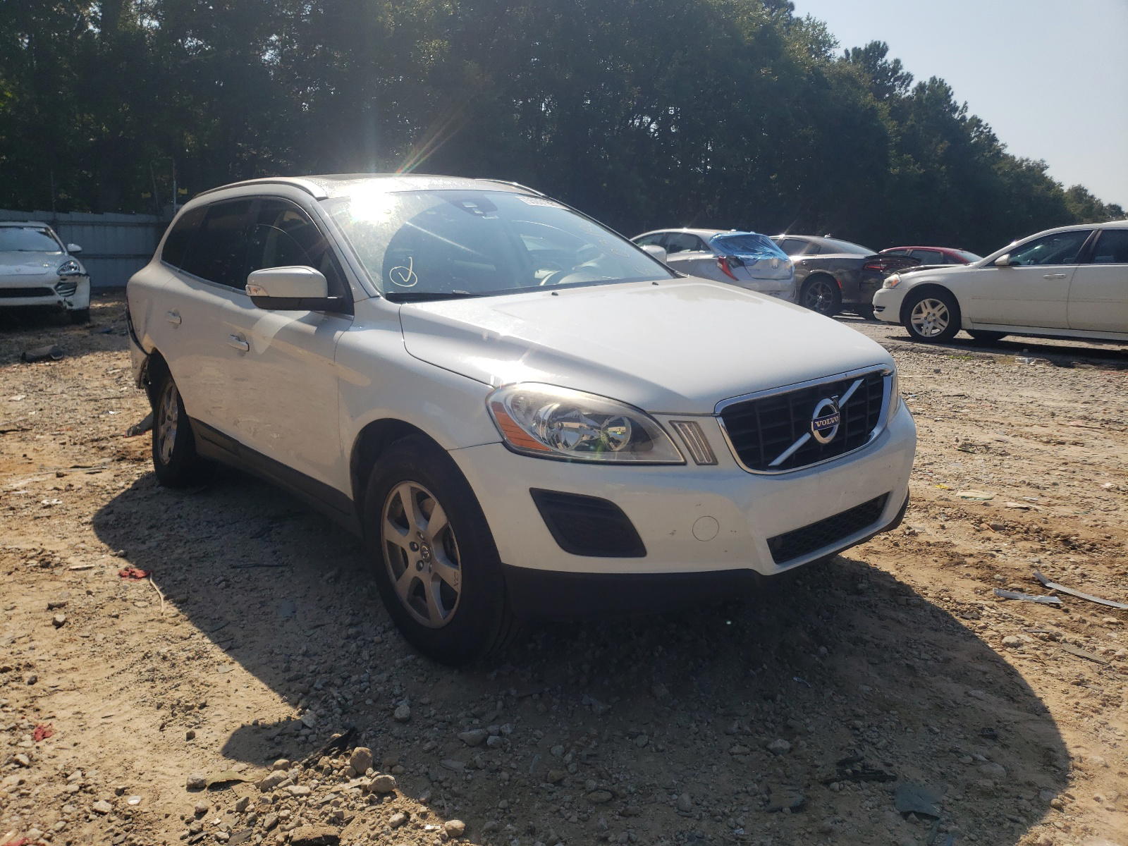 VOLVO XC60 3.2 2012 with VIN YV4952DL7C2303954 - Photo from auction