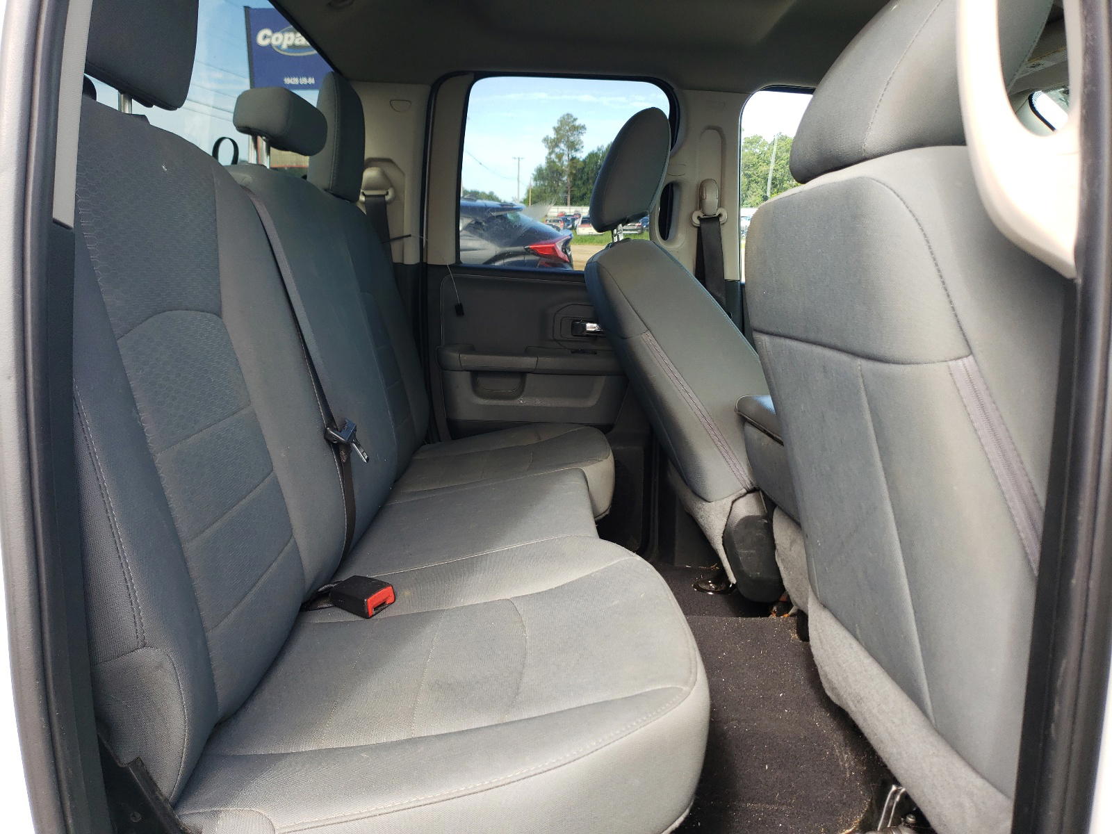 Photo 6 from auction – 2018 RAM 1500 SLT with VIN 1C6RR6GG5JS298772