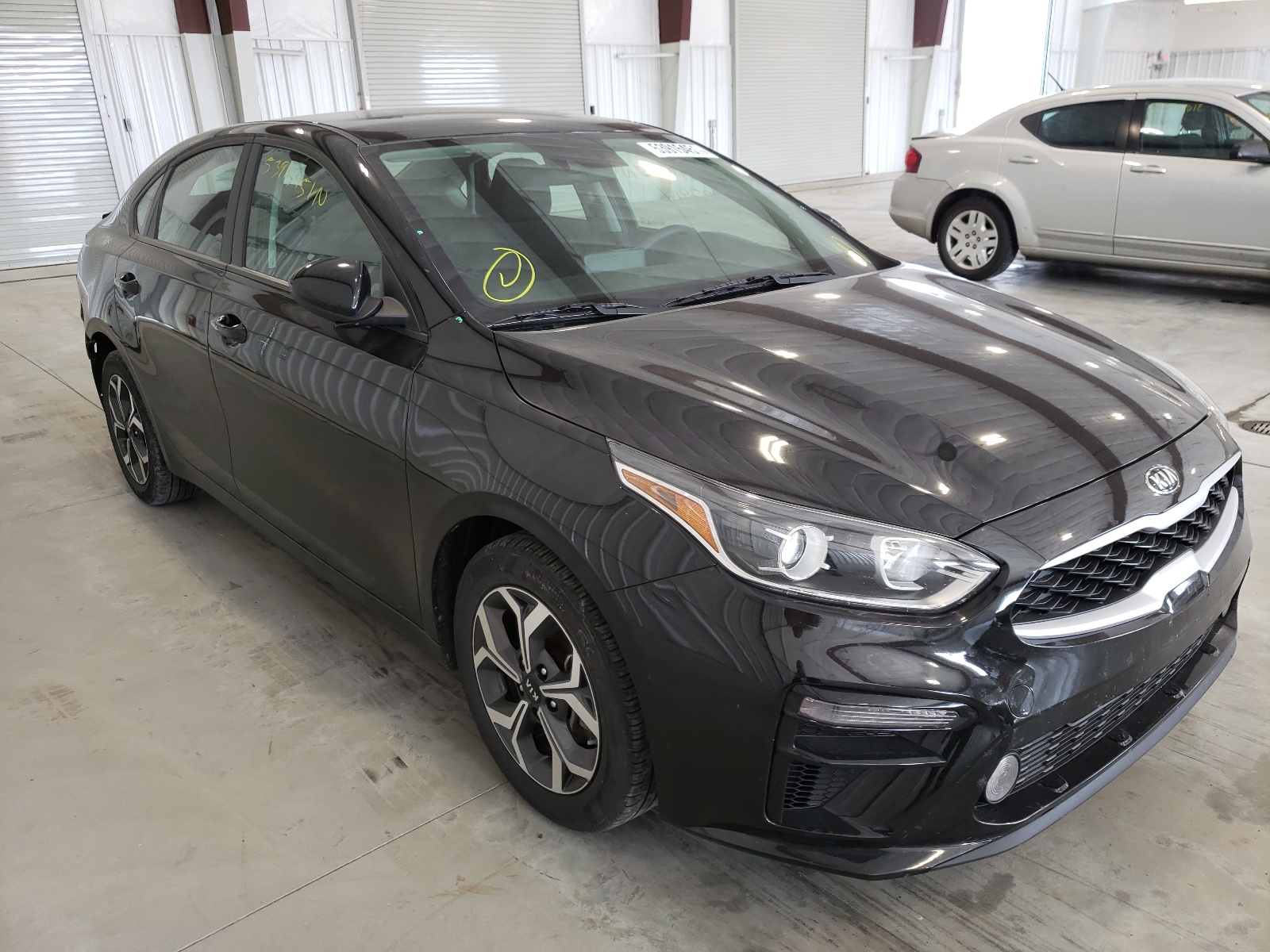 Photo 1 from auction – 2019 KIA FORTE FE with VIN 3KPF24AD6KE071789