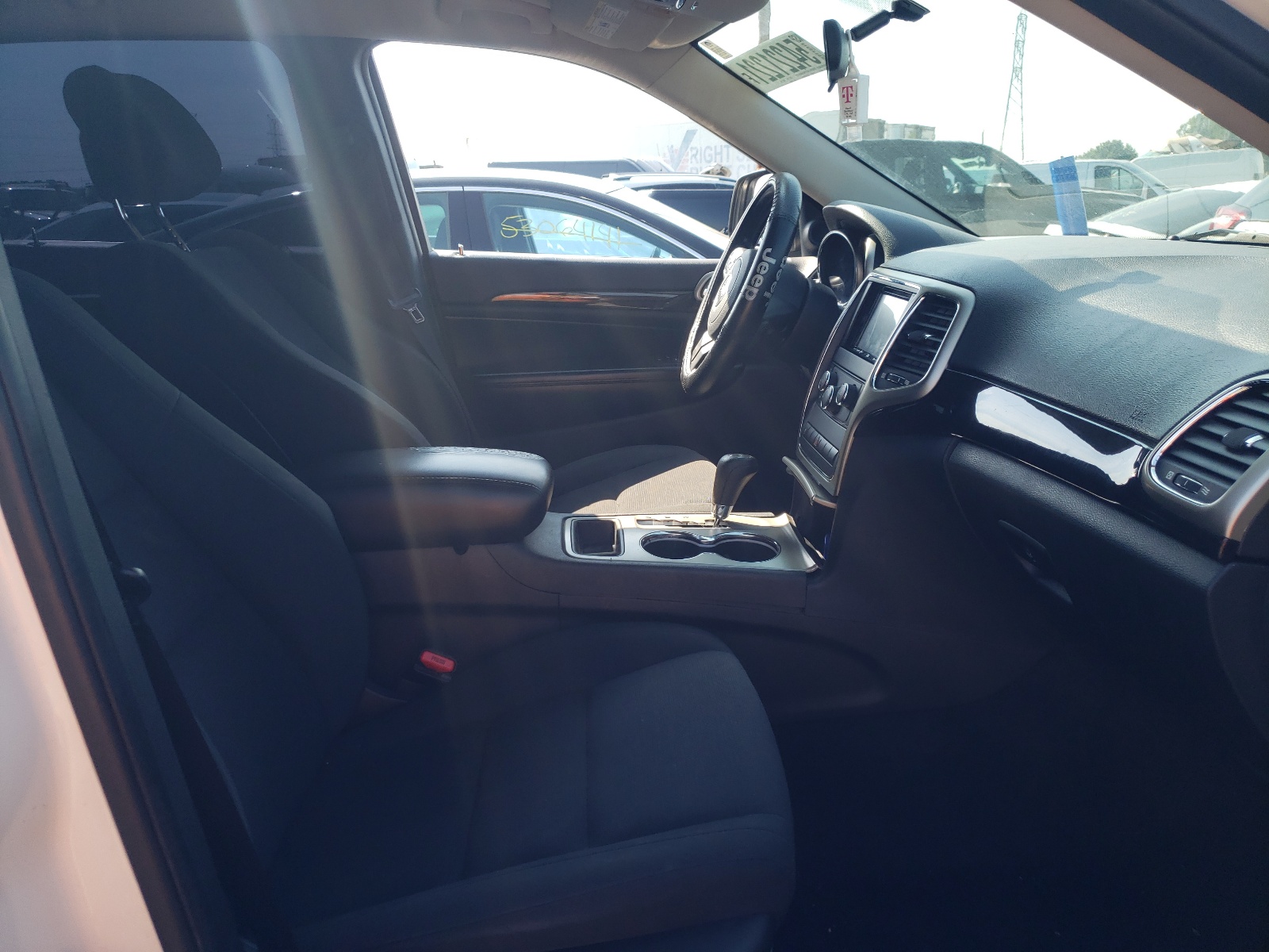 Photo 5 from auction – 2012 JEEP GRAND CHER with VIN 1C4RJEAG0CC150903