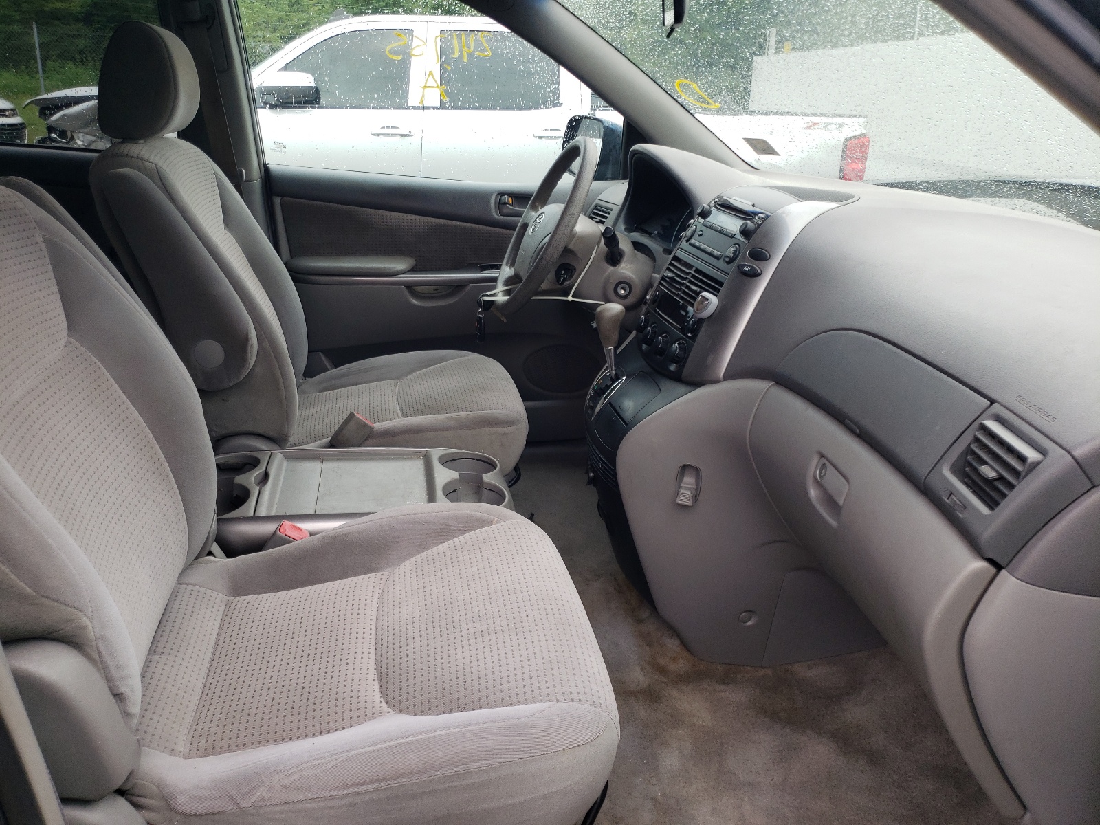 Photo 5 from auction – 2006 TOYOTA SIENNA with VIN 5TDZA23C46S508368