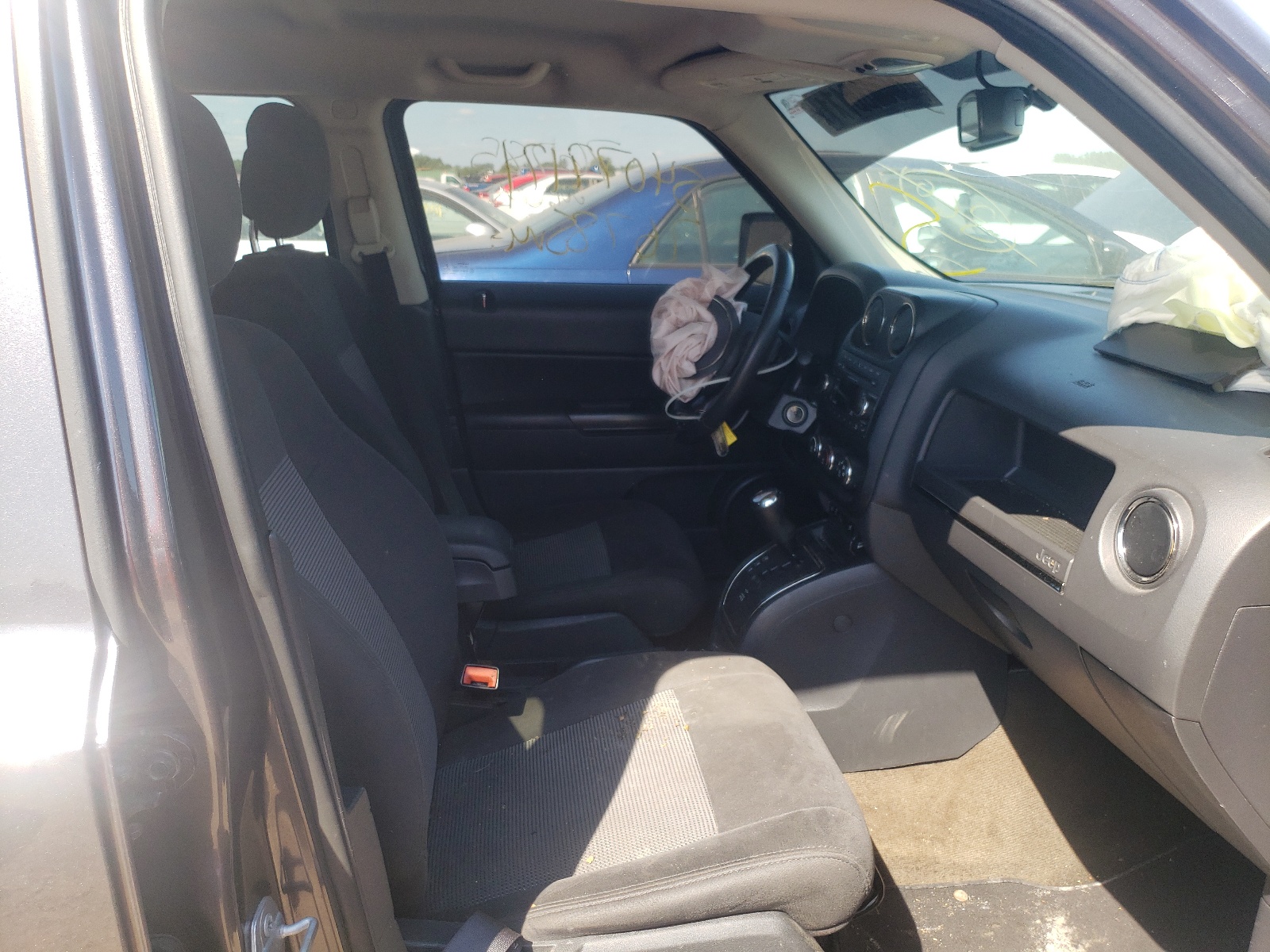 Photo 5 from auction – 2017 JEEP PATRIOT LA with VIN 1C4NJPFBXHD183691
