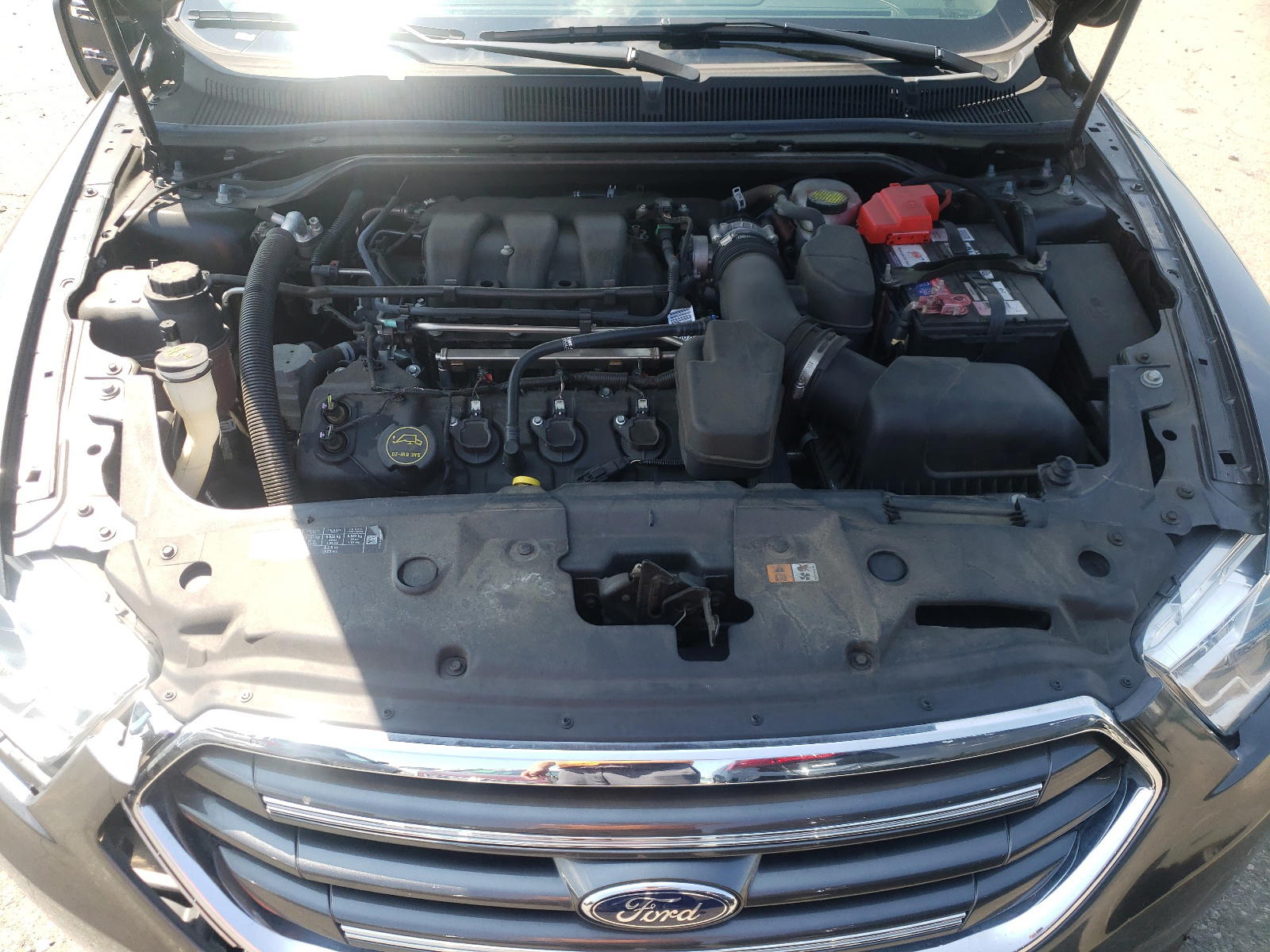 Photo 7 from auction – 2019 FORD TAURUS LIM with VIN 1FAHP2F87KG115489