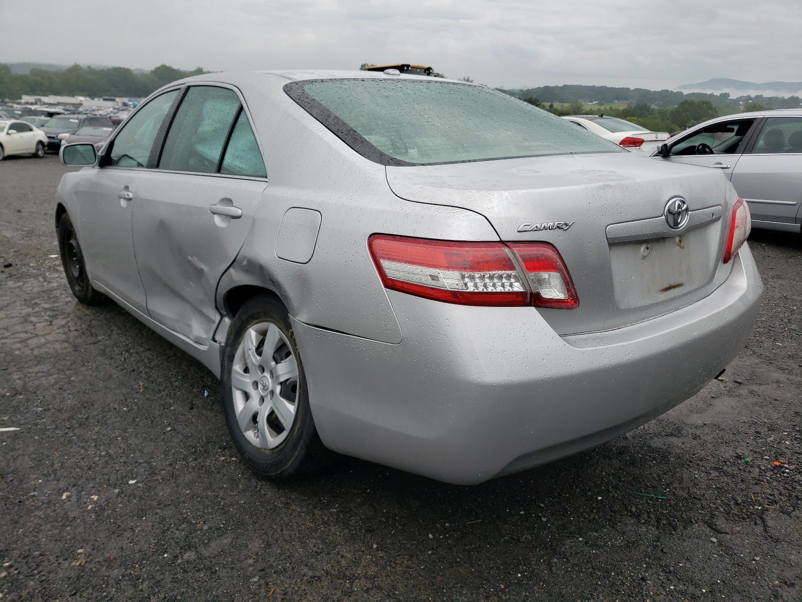Photo 3 from auction – 2011 TOYOTA CAMRY BASE with VIN 4T1BF3EK9BU662024