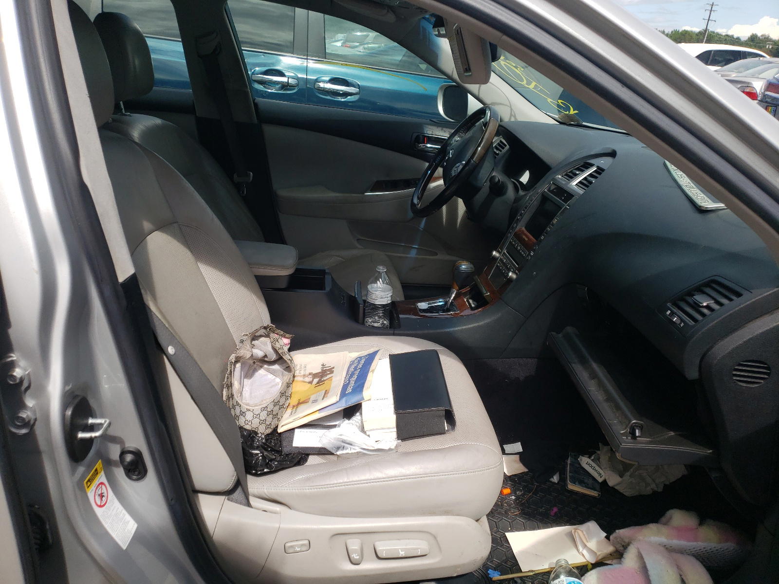 Photo 5 from auction – 2010 LEXUS ES 350 with VIN JTHBK1EG8A2350897