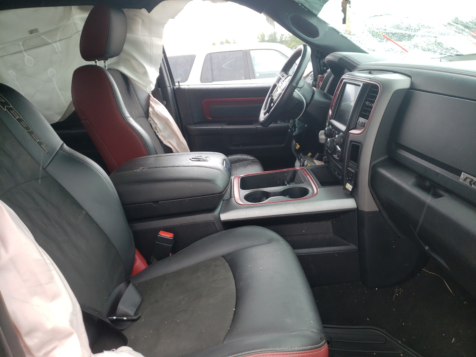 Photo 5 from auction – 2016 RAM 1500 REBEL with VIN 1C6RR7YT0GS215016