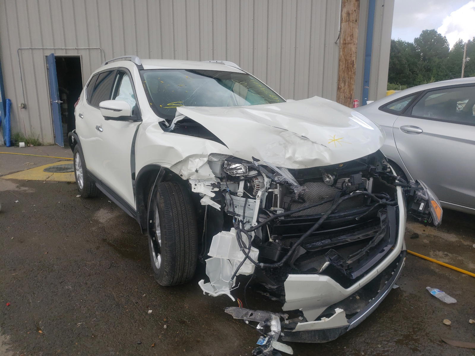 NISSAN ROGUE S 2018 with VIN KNMAT2MT7JP571327 - Photo from auction