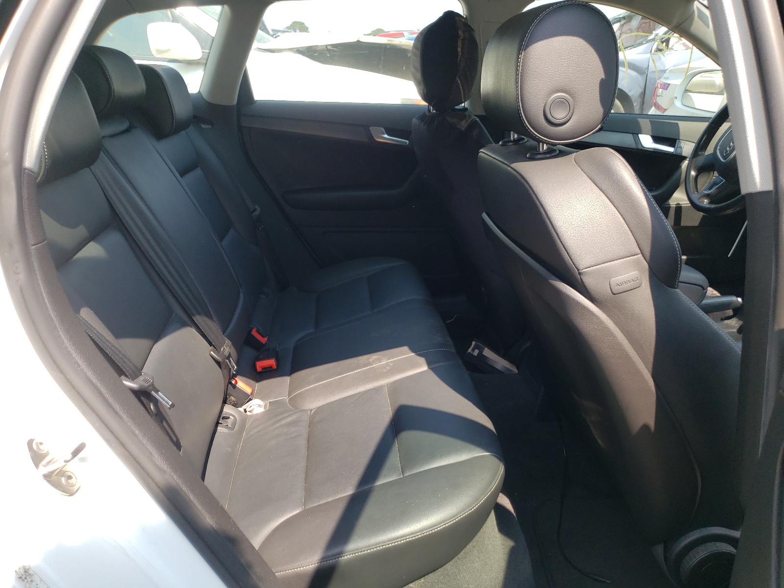 Zdjęcie 6 z aukcji – 2010 AUDI A3 PREMIUM z VIN WAUBEAFM9AA148750