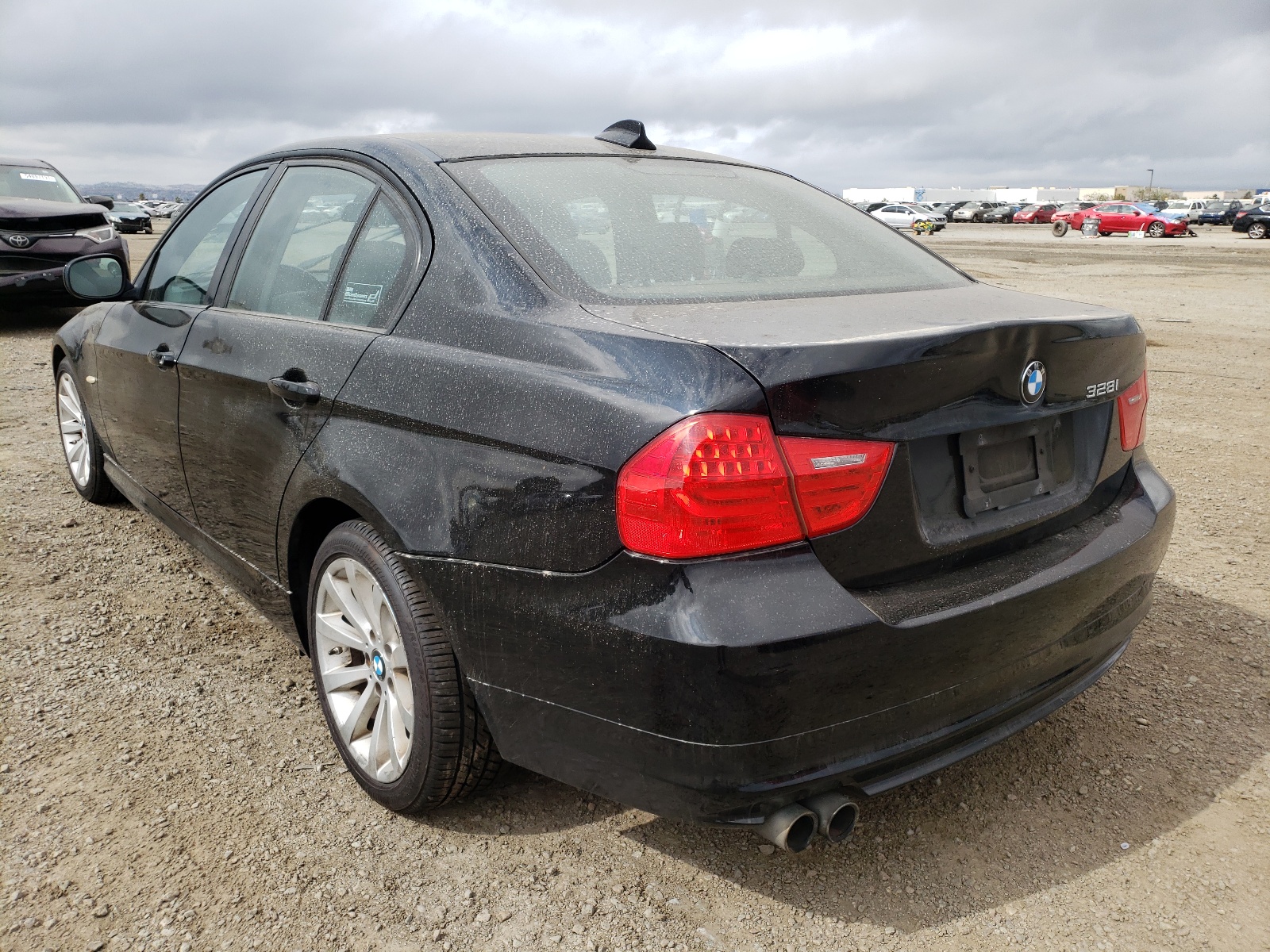 Photo 3 from auction – 2010 BMW 328 I SULE with VIN WBAPH5C53AA438905