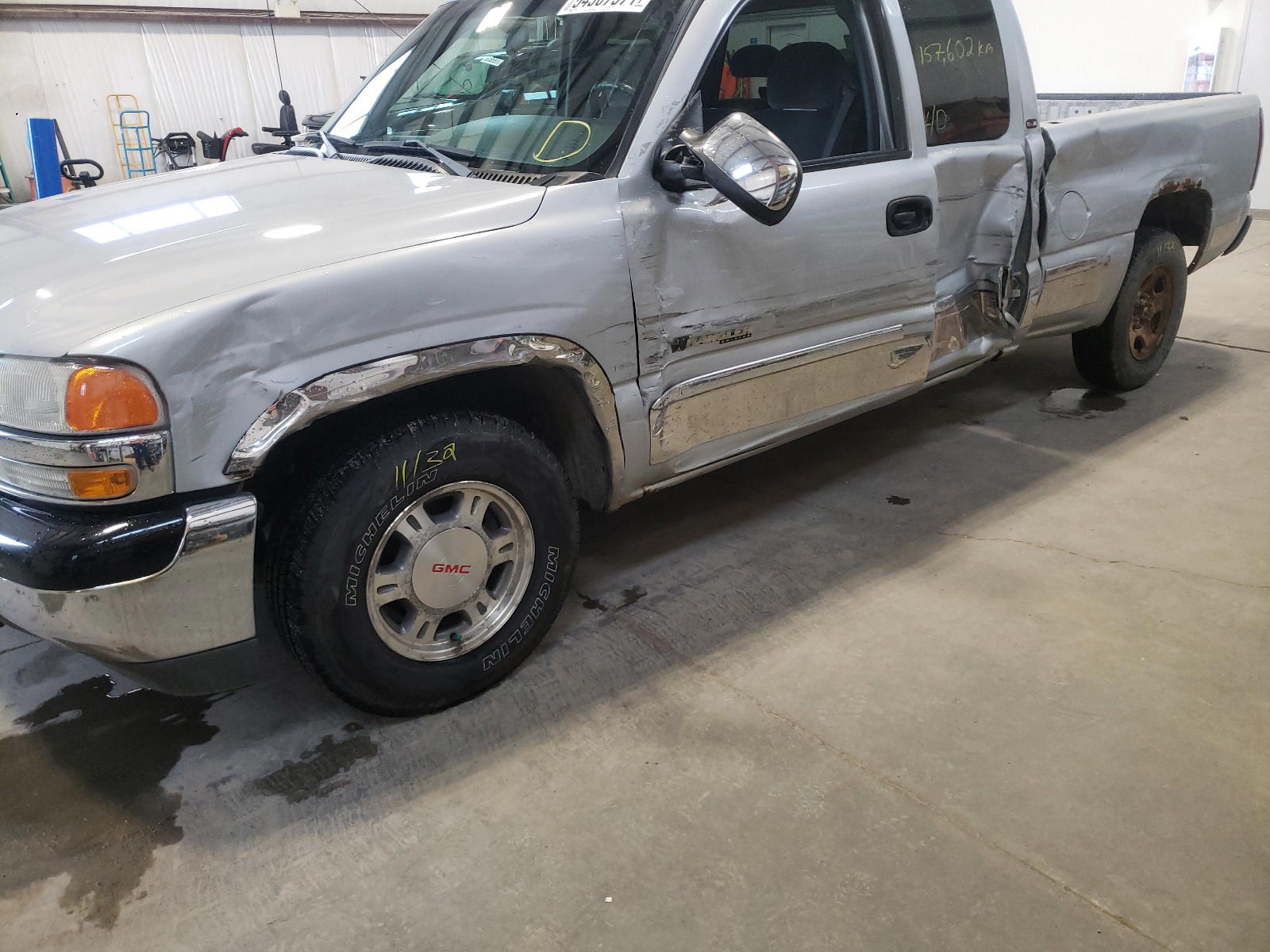 Photo 9 from auction – 2001 GMC NEW SIERRA with VIN 1GTEC19V71Z232531