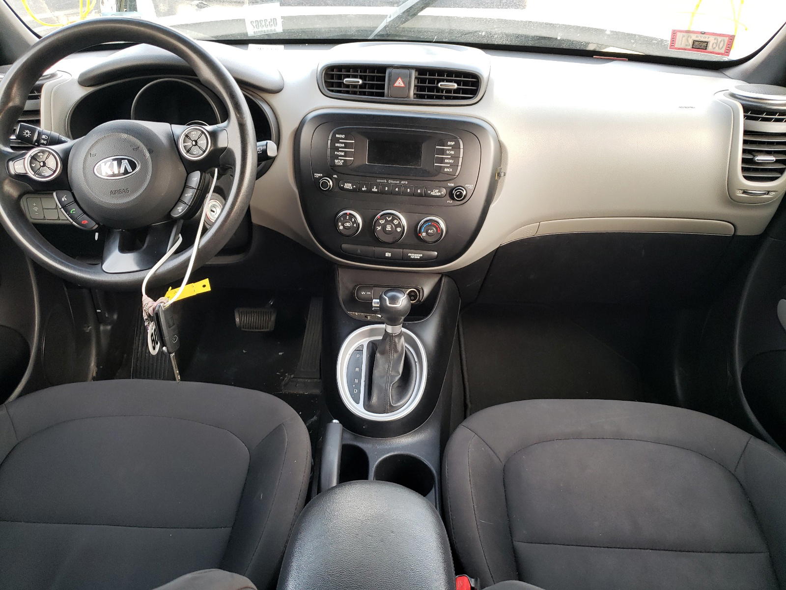 Photo 9 from auction – 2015 KIA SOUL with VIN KNDJN2A25F7758935