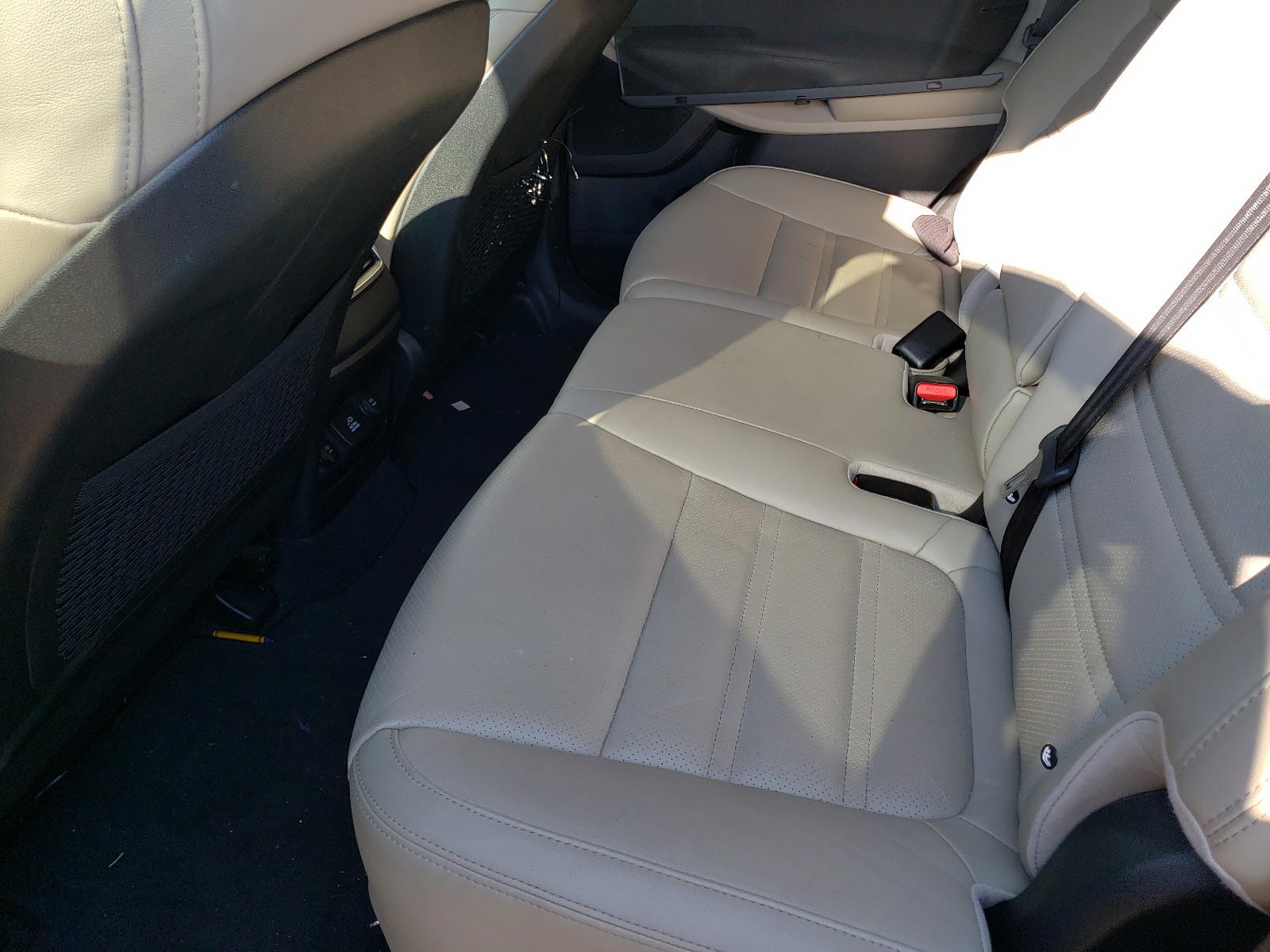 Photo 6 from auction – 2017 KIA SORENTO EX with VIN 5XYPHDA59HG319475