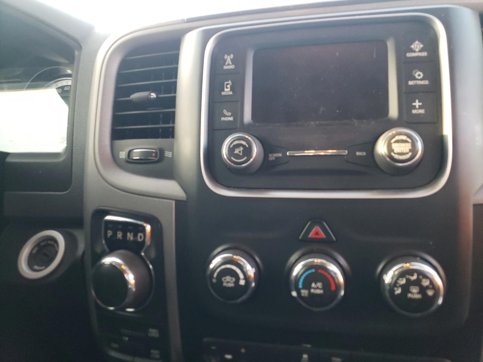 Photo 9 from auction – 2015 RAM 1500 ST with VIN 1C6RR7KM2FS737162