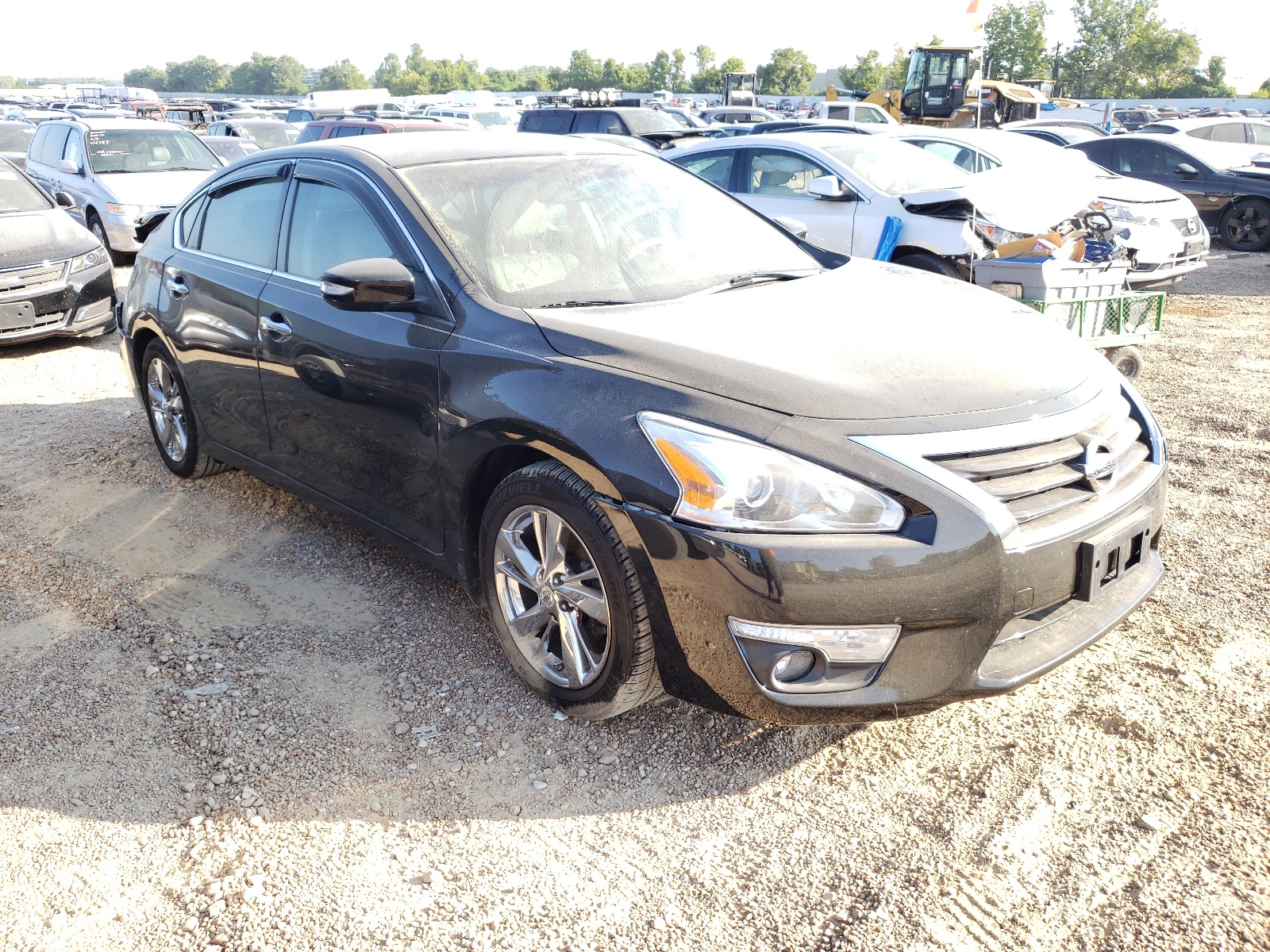 NISSAN ALTIMA 2.5 2015 with VIN 1N4AL3AP1FN360842 - Photo from auction