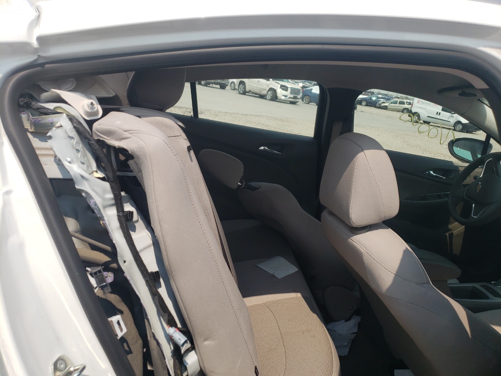 Photo 6 from auction – 2017 CHEVROLET CRUZE LS with VIN 3G1BC5SM5HS566388