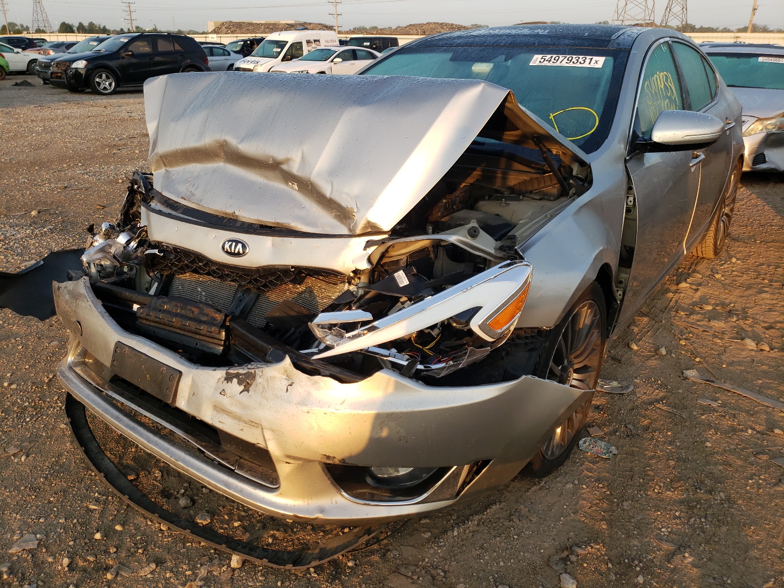 Photo 2 from auction – 2014 KIA CADENZA PR with VIN KNALN4D75E5127623